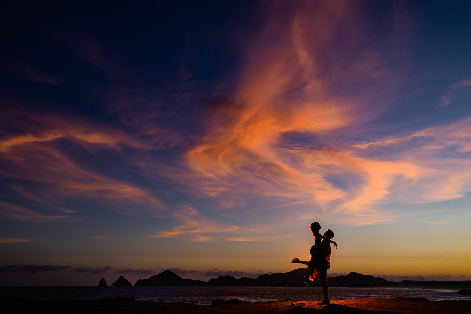 Romantic photo session on the beach