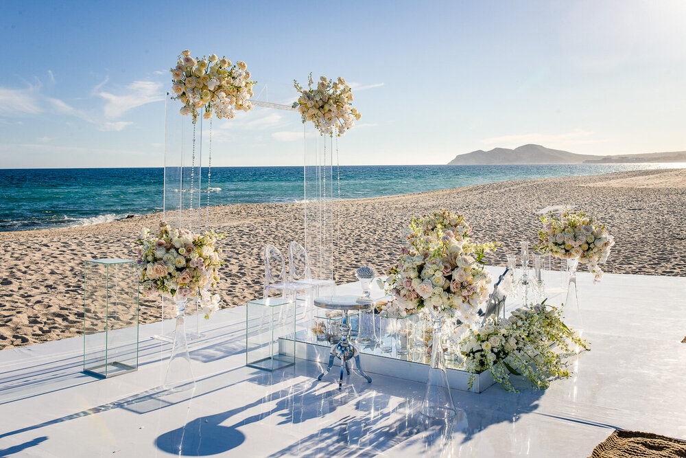 Persian wedding on the beautiful Solaz Los Cabos resort