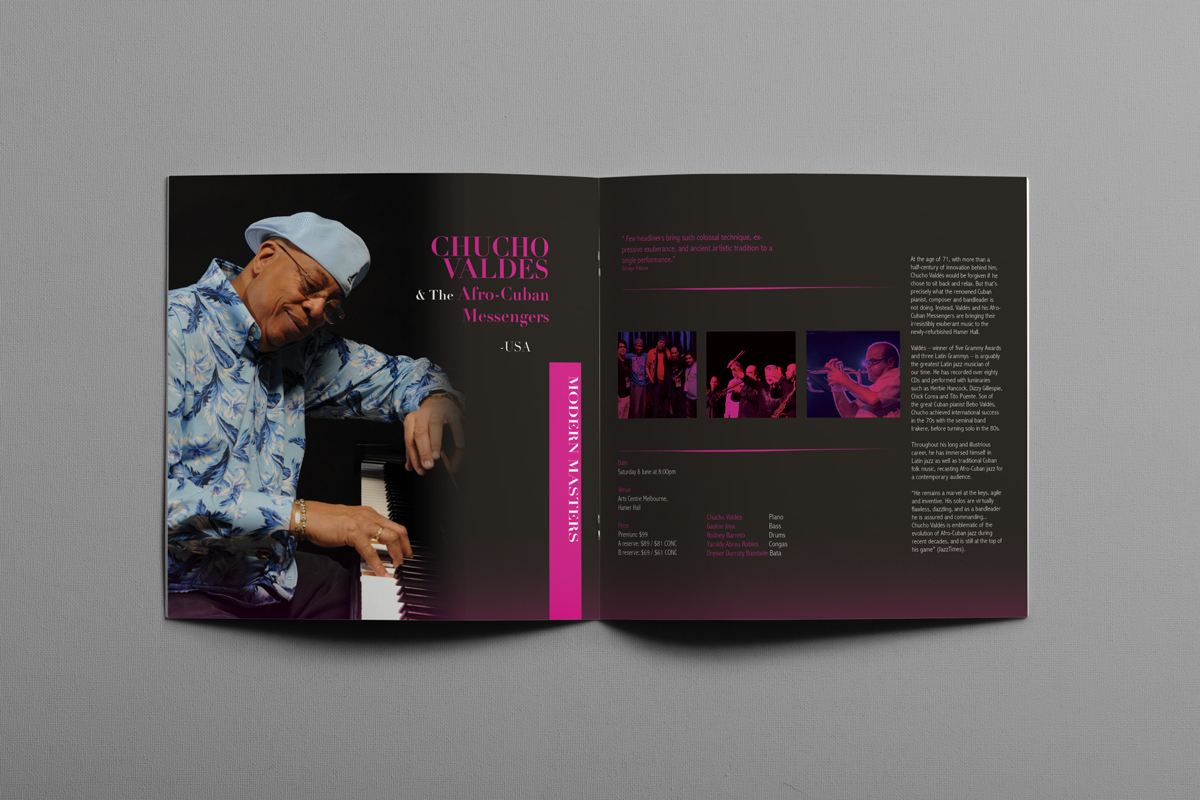 04_square_brochure_mockups2.jpg