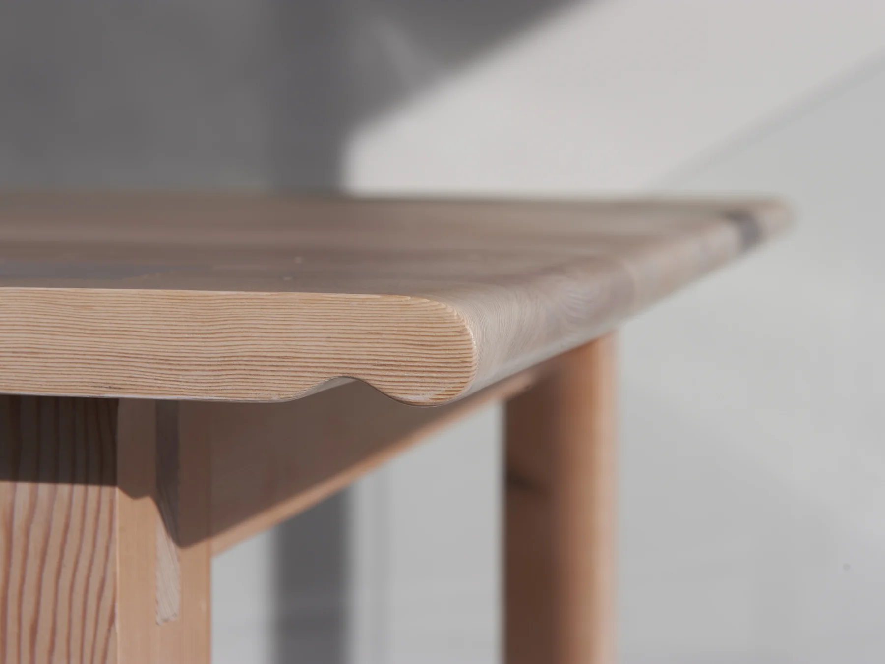 table barrow handle detail.jpg