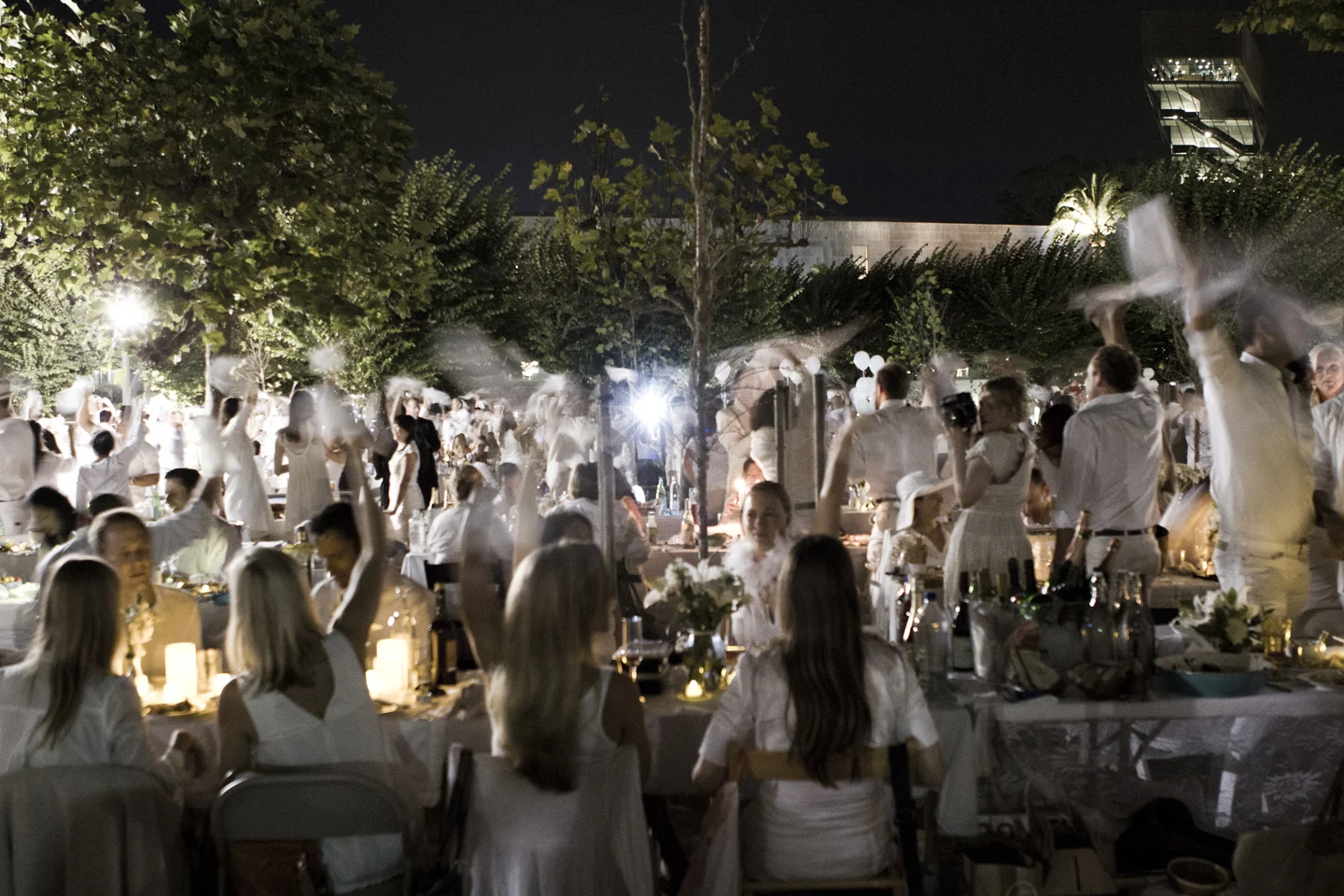 DinnerScene_sm.jpg