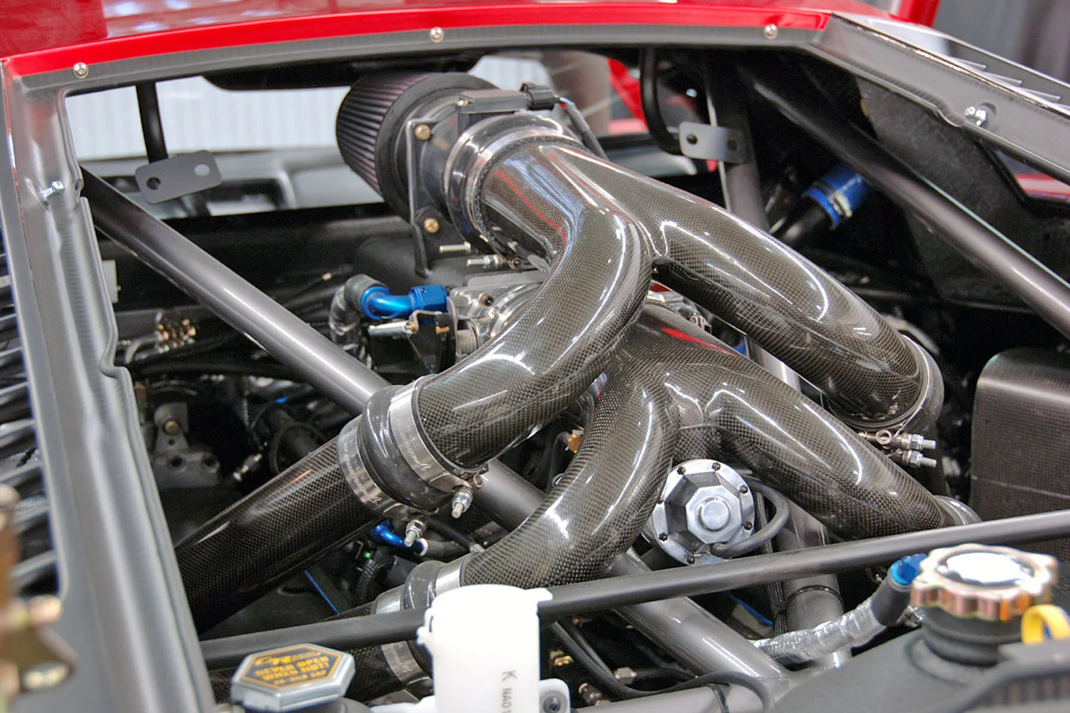 Saleen S7 TT Carbon Intake Engine