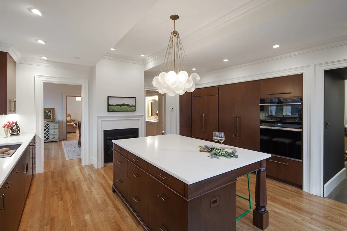 KitchenIsland2-GrayscaleDesign.jpg