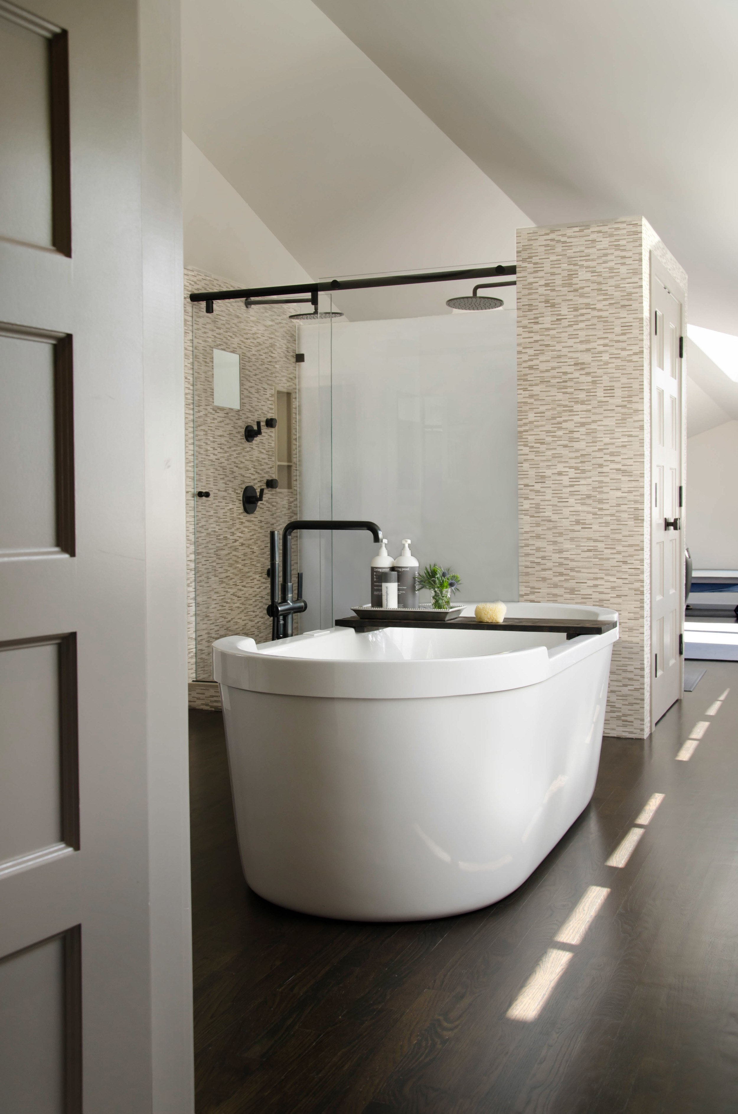 MasterBathroom-GrayscaleDesign.jpg