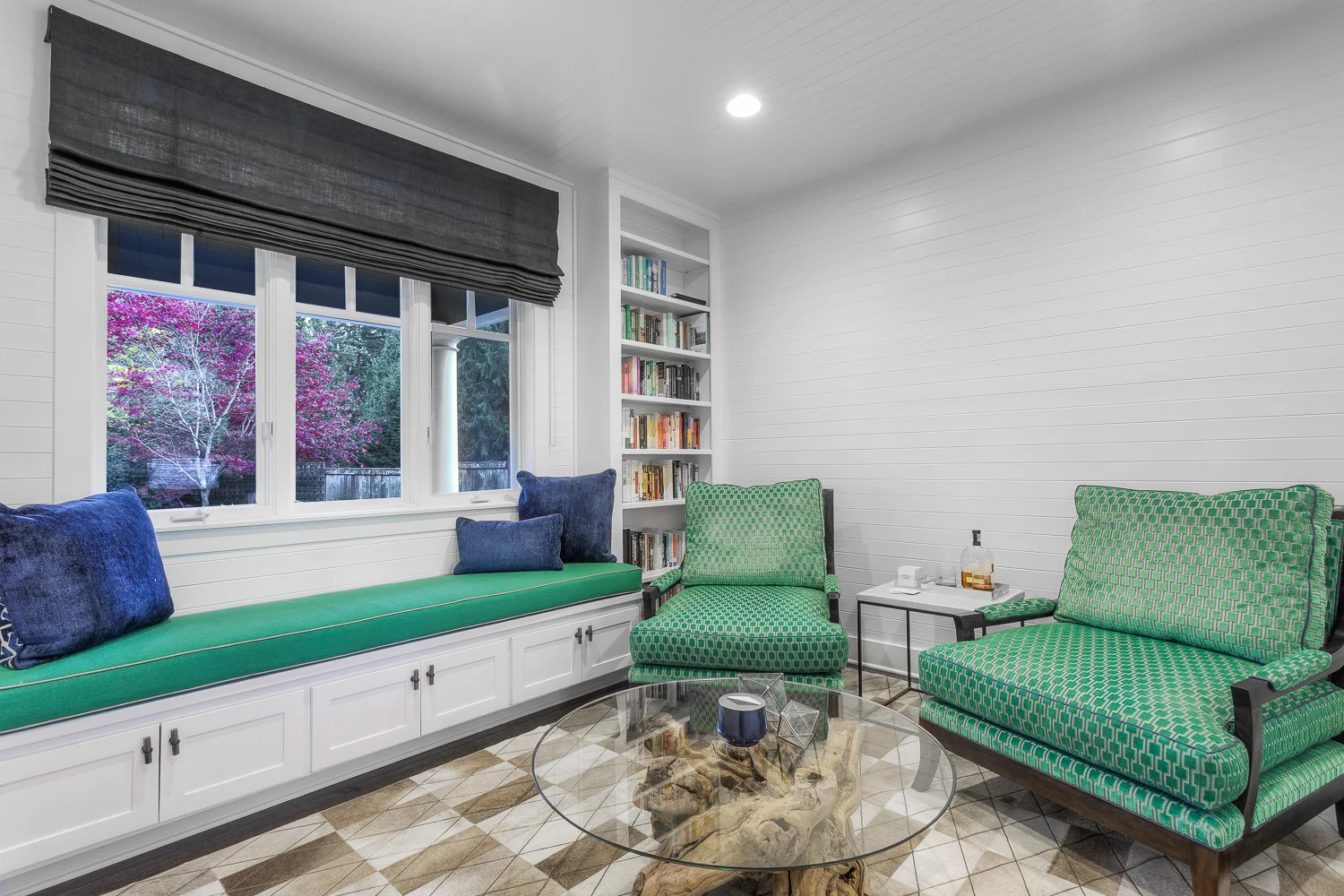 Library-GrayscaleDesign.jpg