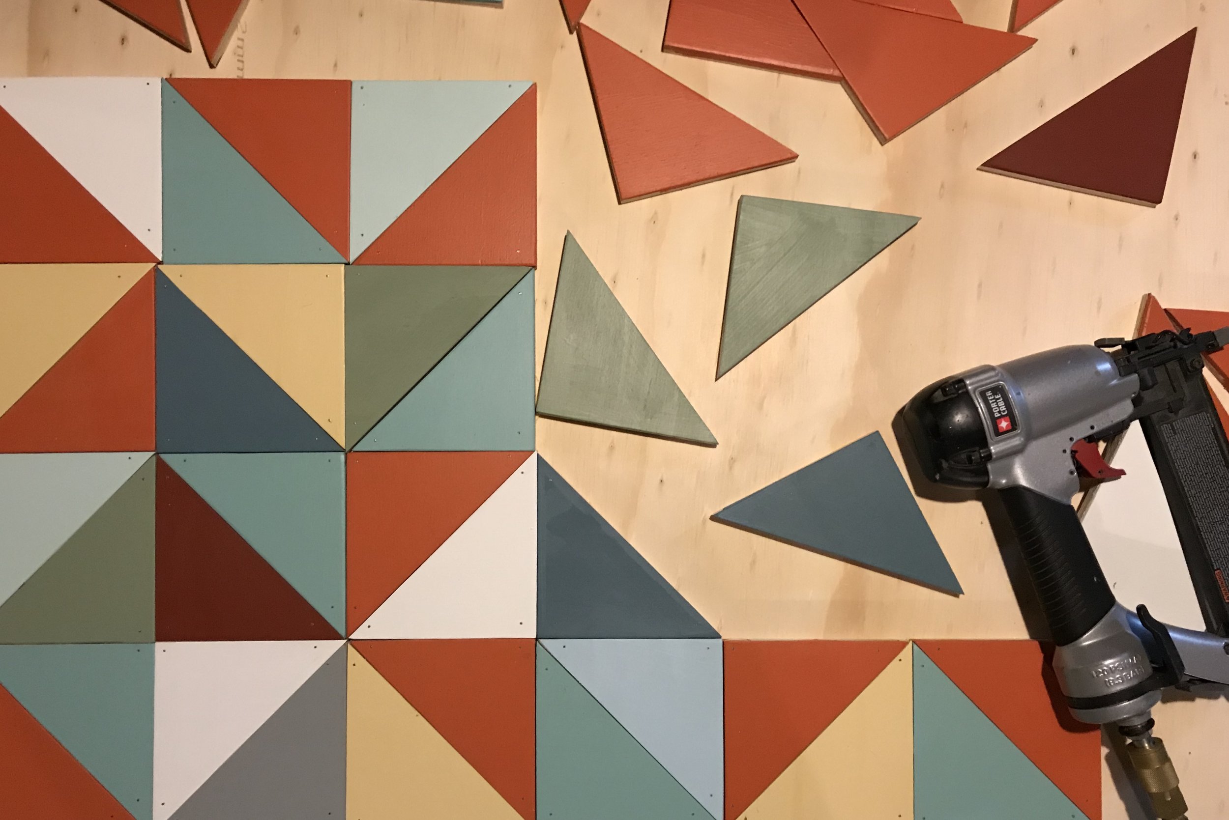 Assembling the panels. I didn’t pre-plan a pattern; I designed as I built.