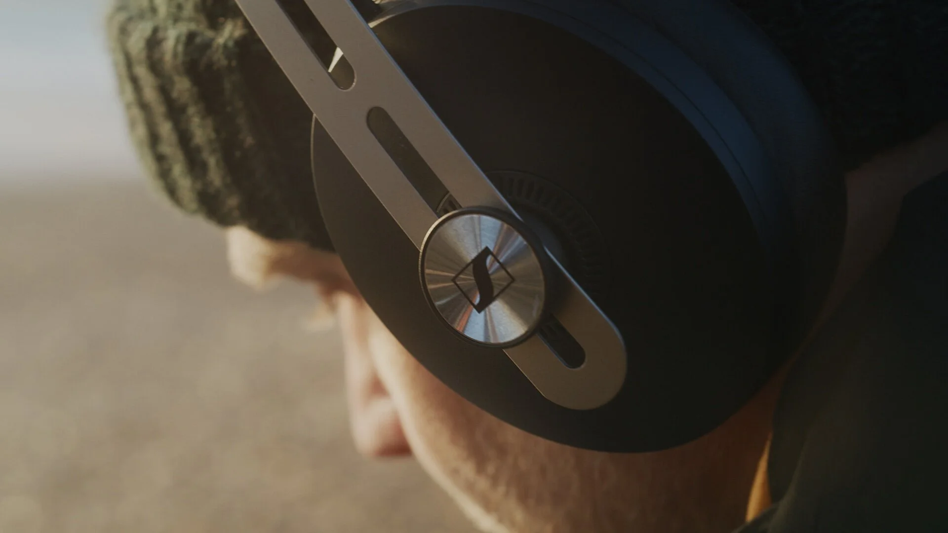 11295441_Sennheiser_MeaningfulTrial_SXSW_2020-03_10-V08 MASTER.00_00_16_16170.Still001.jpeg