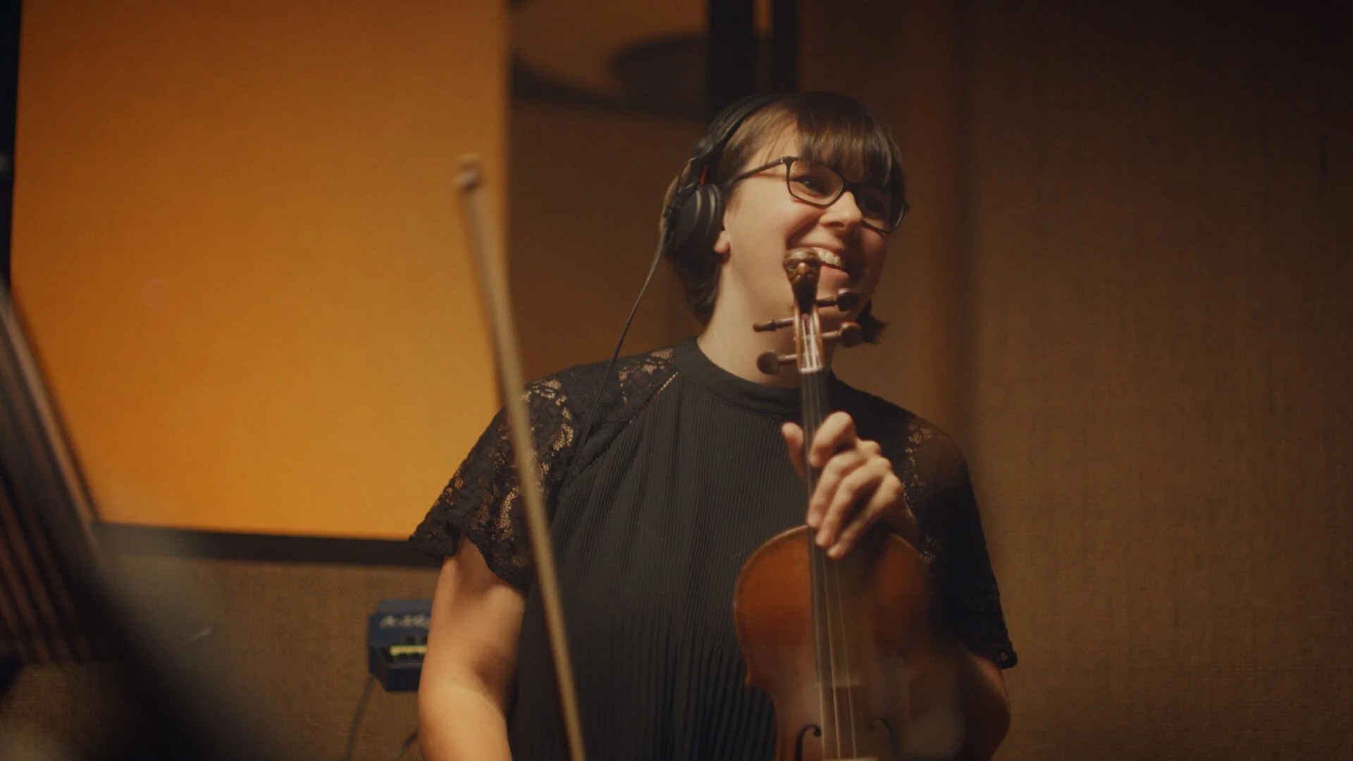 11295441_Sennheiser_MeaningfulTrial_SXSW_2020-03_10-V08 MASTER.00_01_50_05390.Still028.jpeg