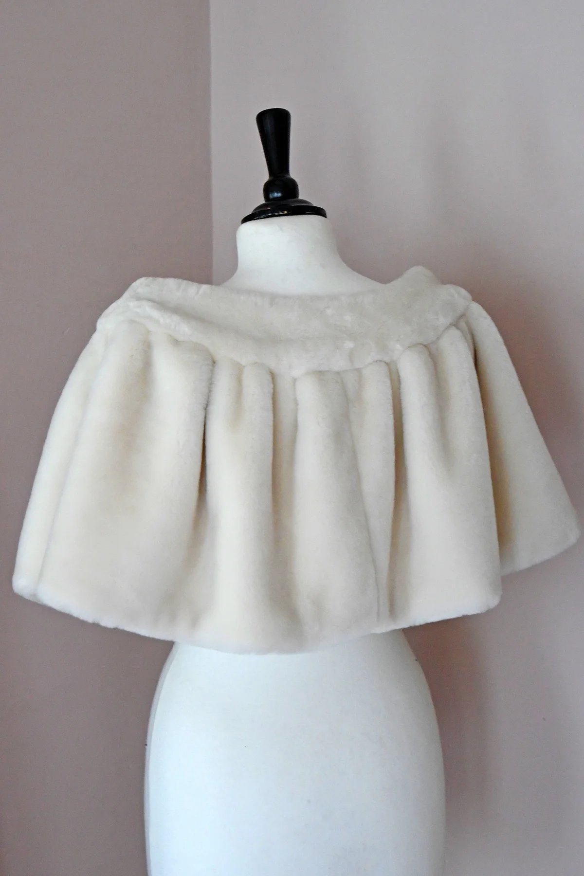 Ivory Fur Cape Back.jpg