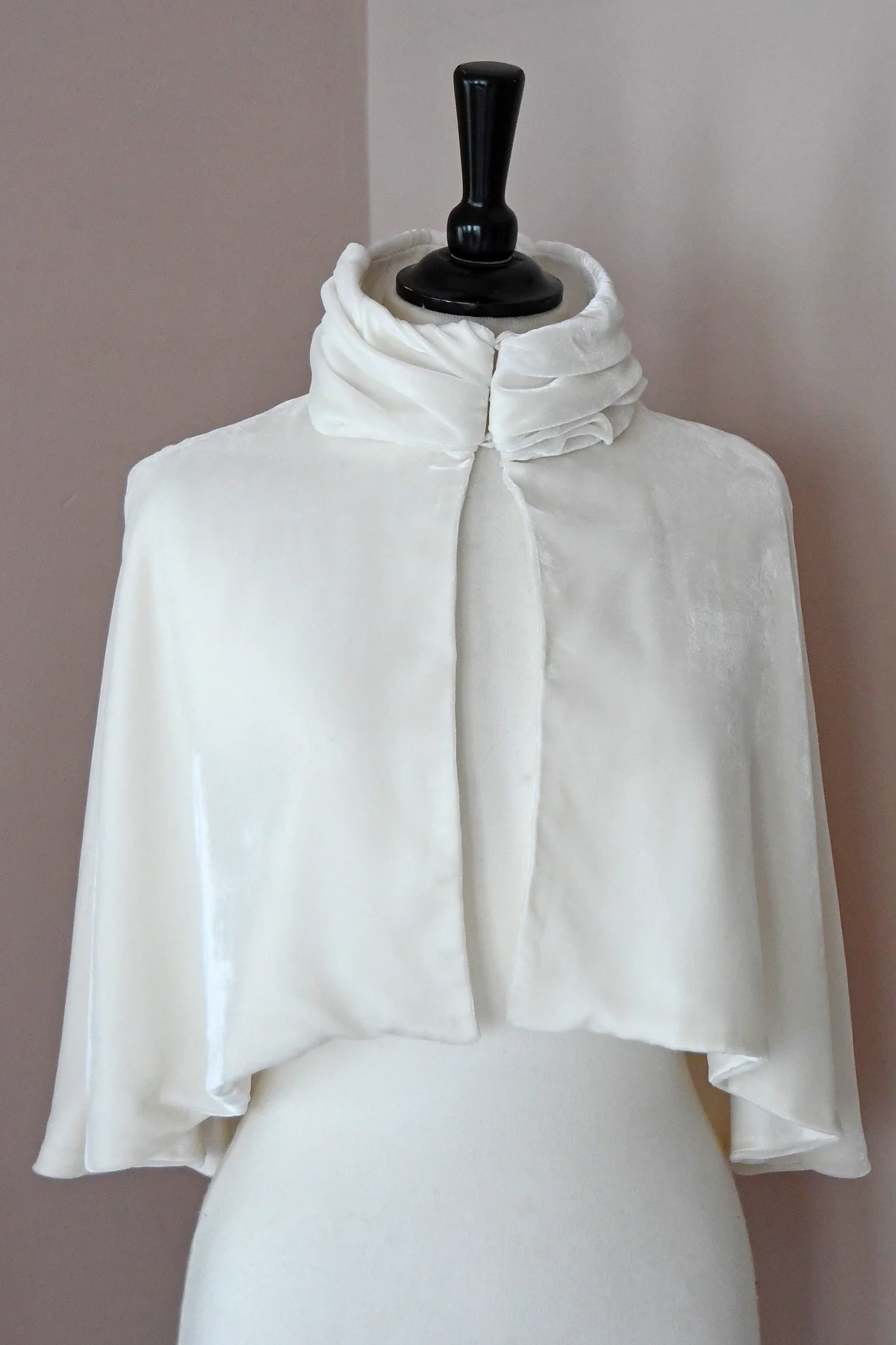 Velvet Rose Collar Cape Front.jpg
