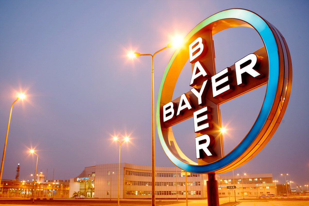 bayer_cross_in_shanghai.jpg