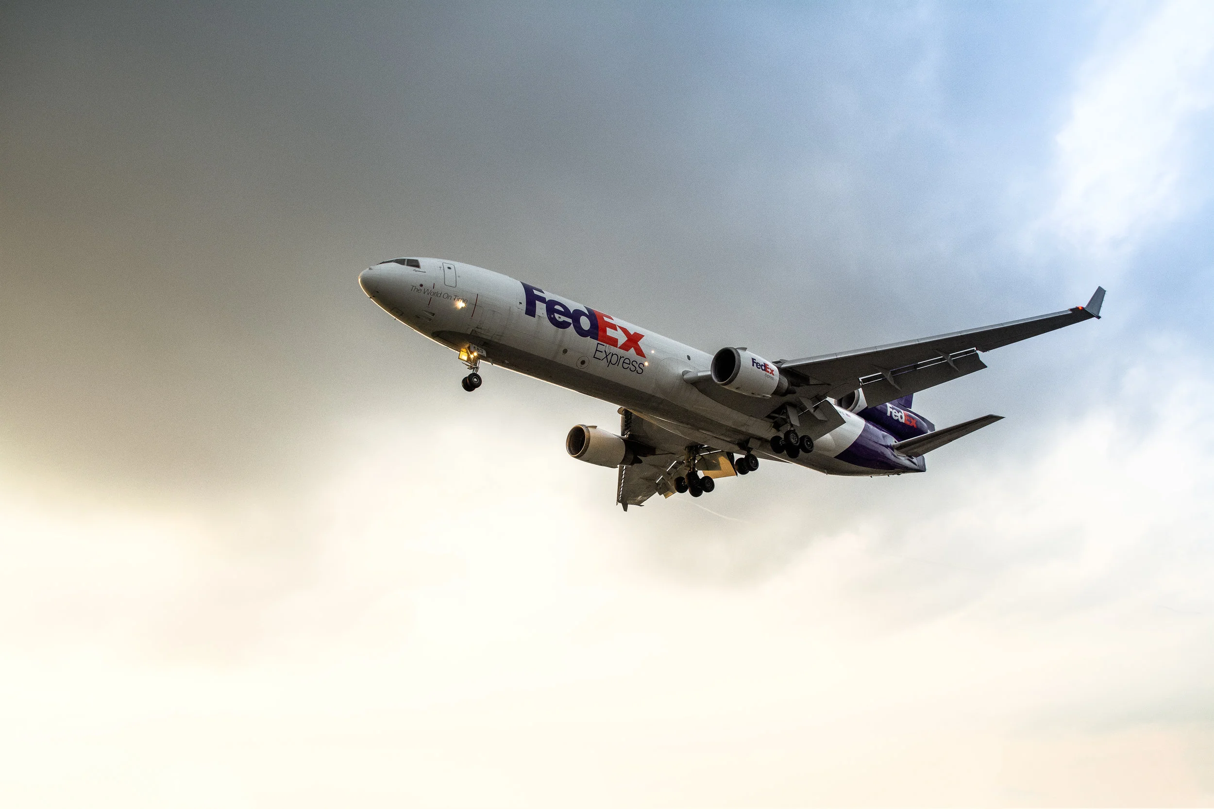 FedEx MD-11