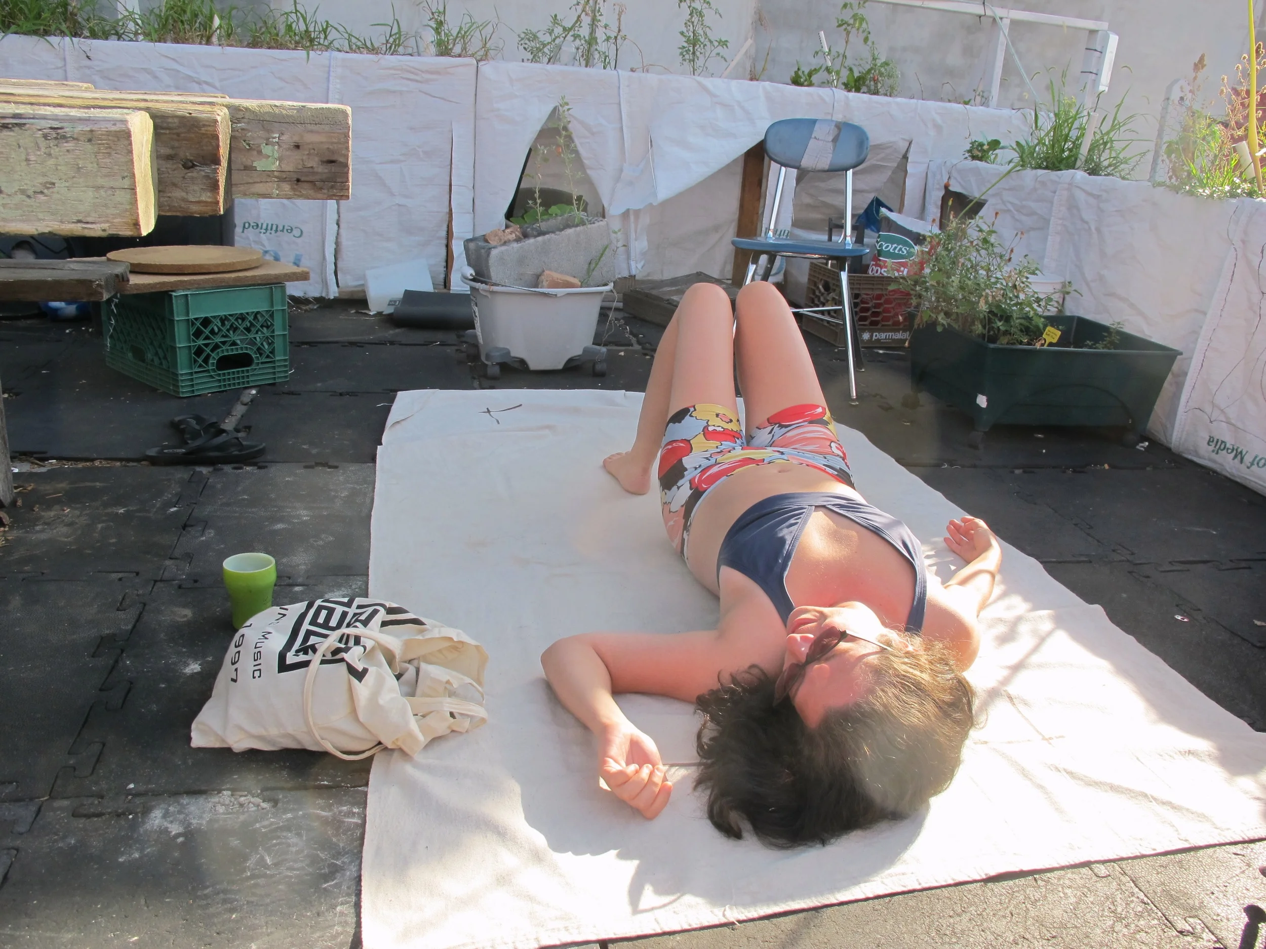 Day_Tanning3.JPG