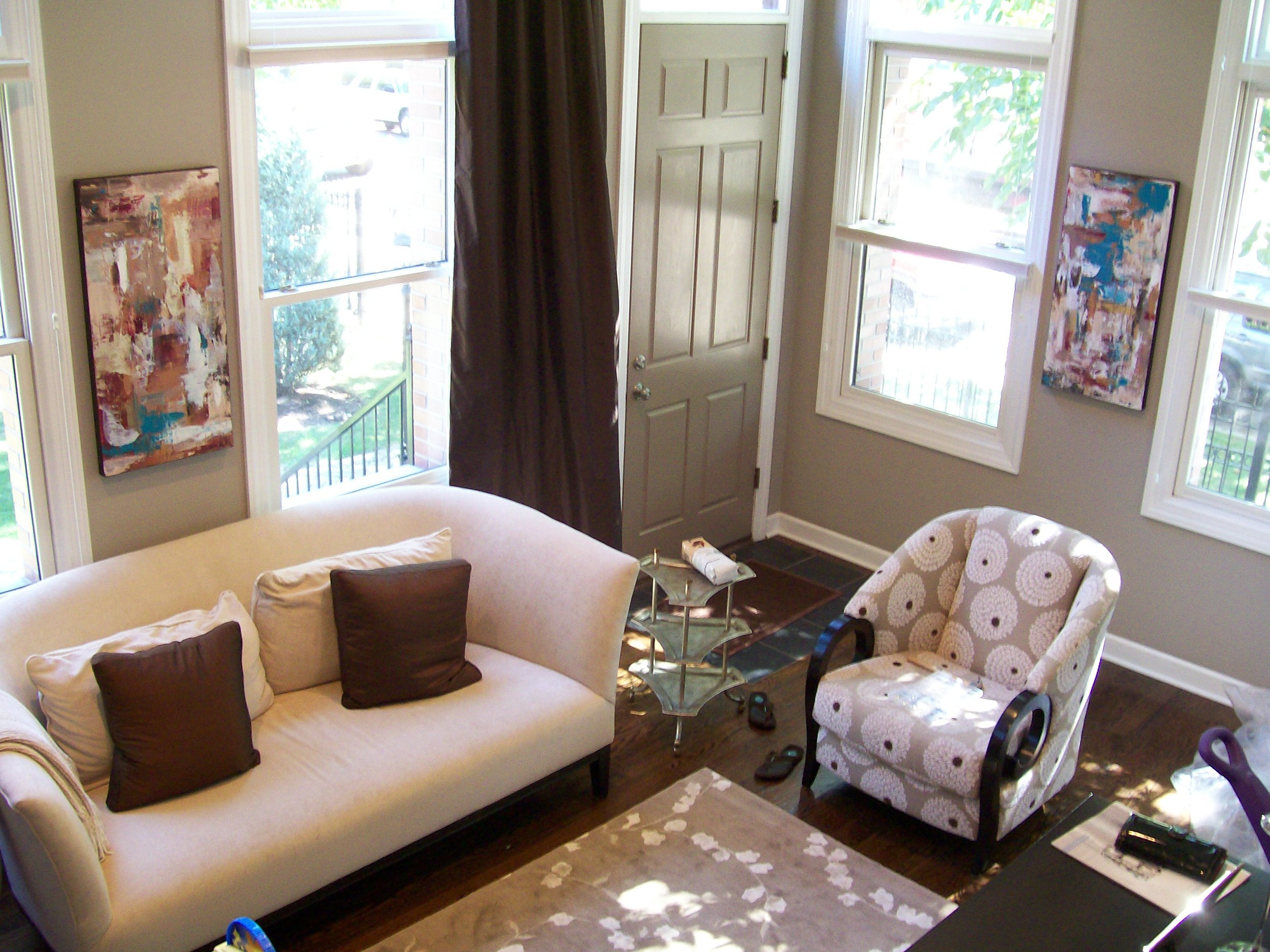 Painting commission for a client in Chicago's Bucktown neighborhood.
