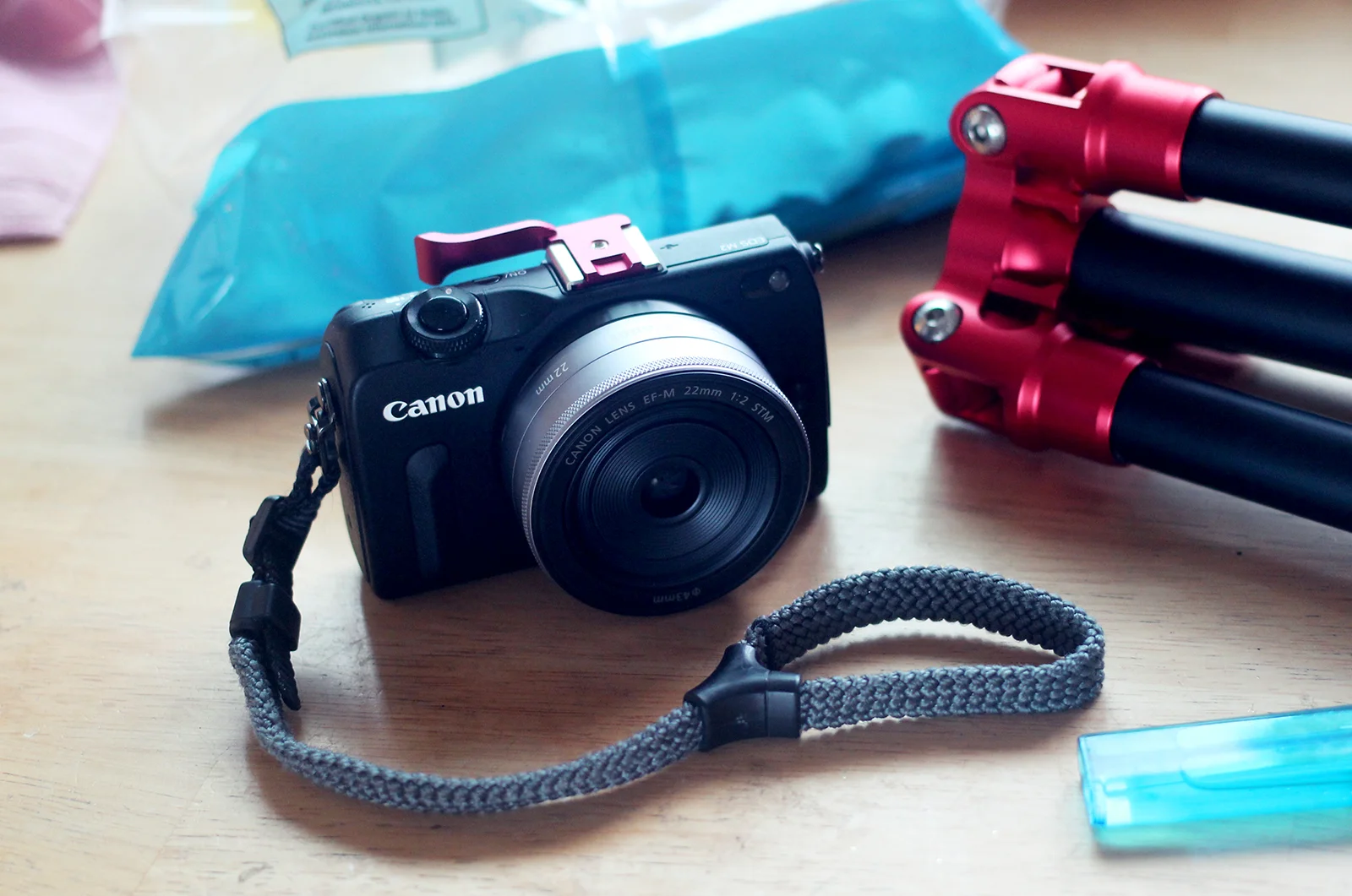 Challenging myself with a super minimal setup for world travels this next year. Decided to go with a cheap mirrorless option from Canon. I'm loving it so far!