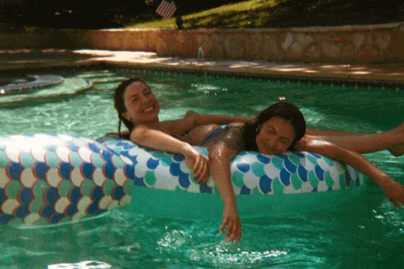 swimmers.gif