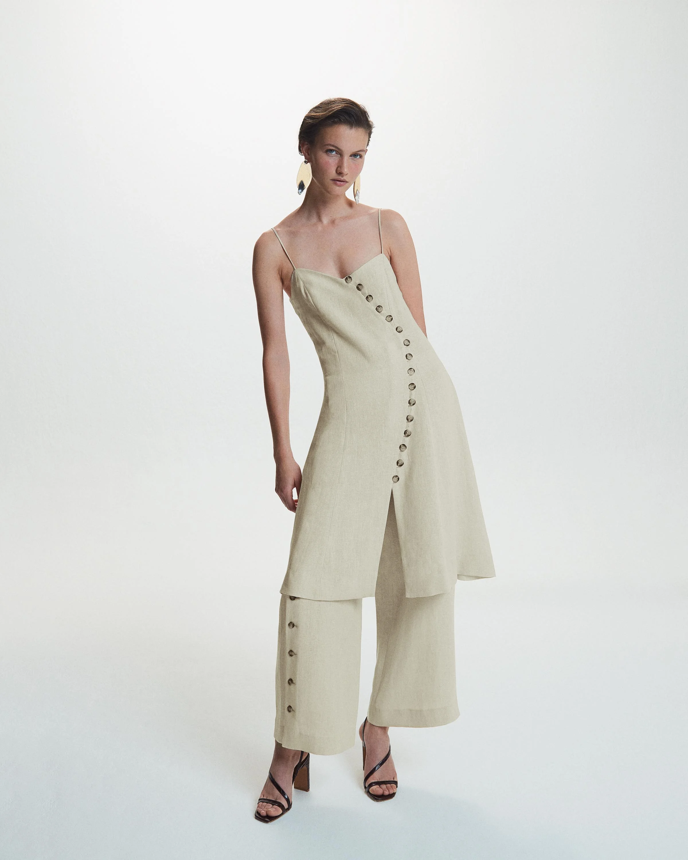 01_EACH_OTHER_LOOKBOOK_LOOK1_38_v00_web.jpg