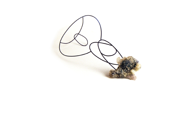 Rencontre 18 Necklace - Stone, gold, new silver, paint