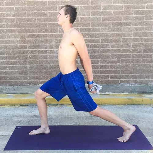 cresent-lunge.jpg