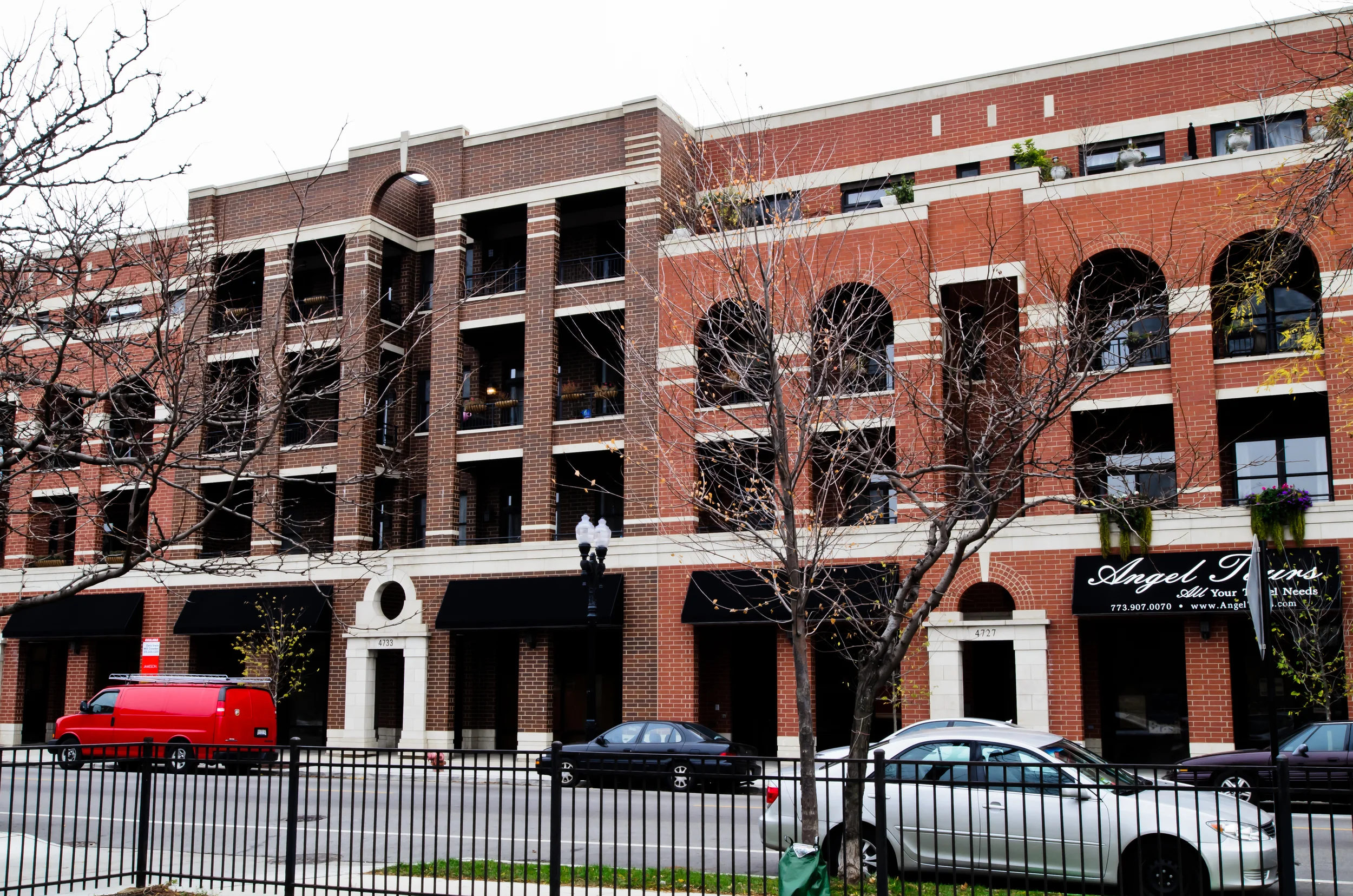 CLARK STREET 4717-2.jpg