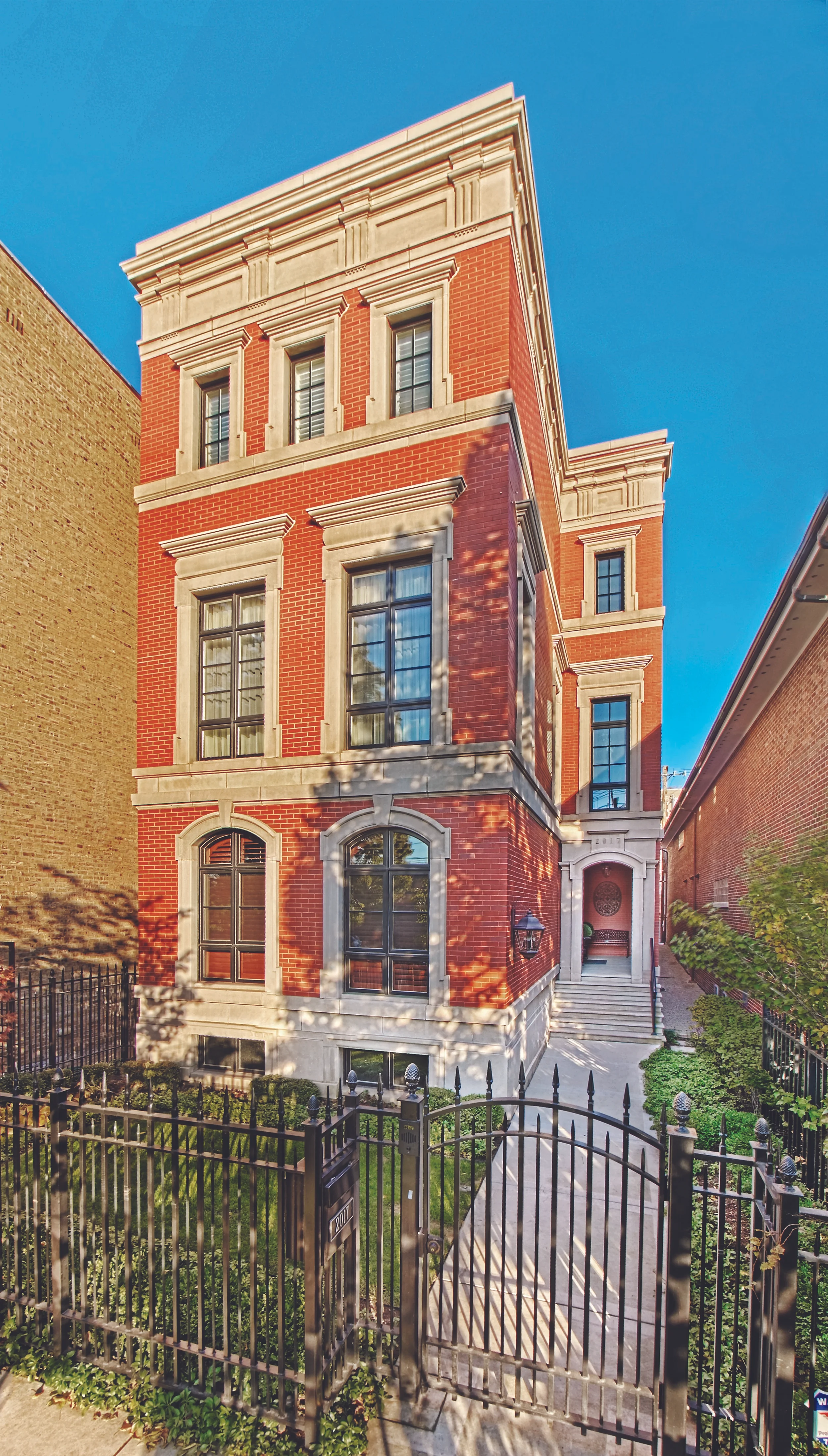 10 ns_GVP_035_CMYK_Sharpened.jpg