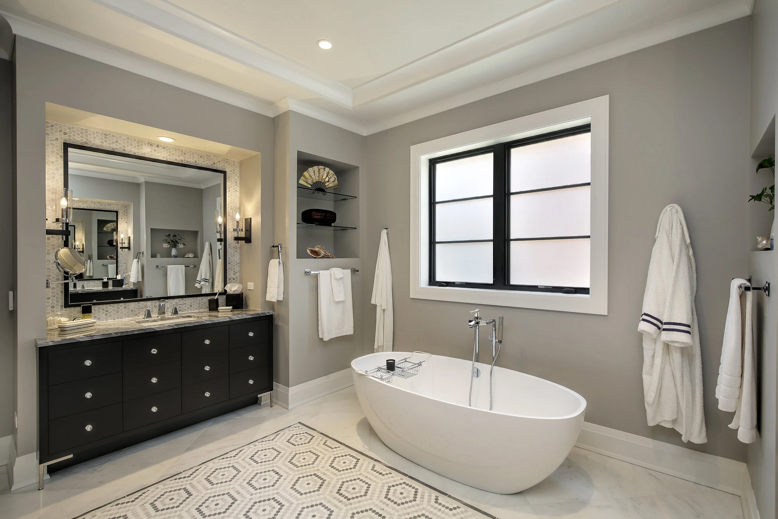 masterbath2_647wmelrose.jpg