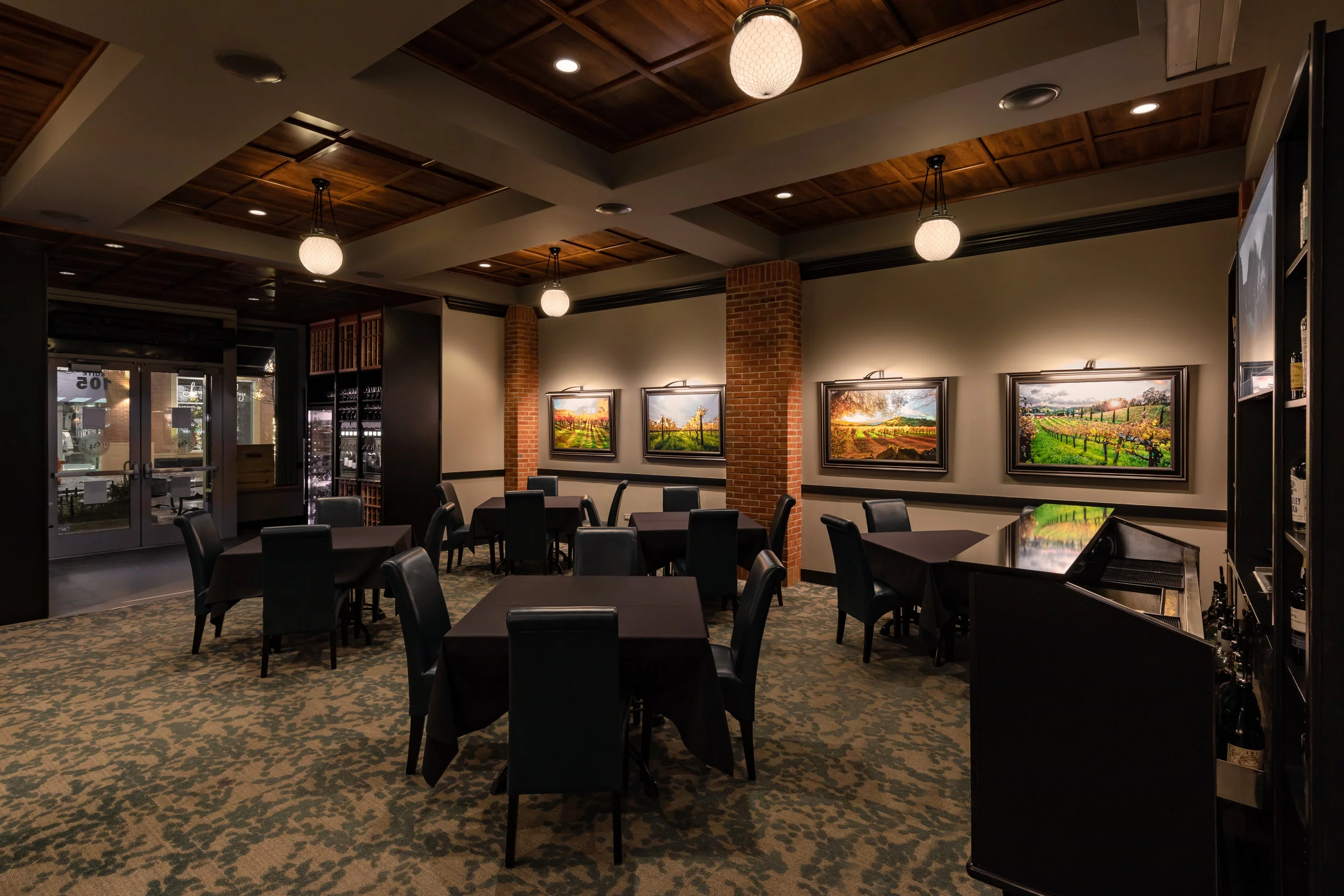 5-SixtyFour Wine Bar.JPG