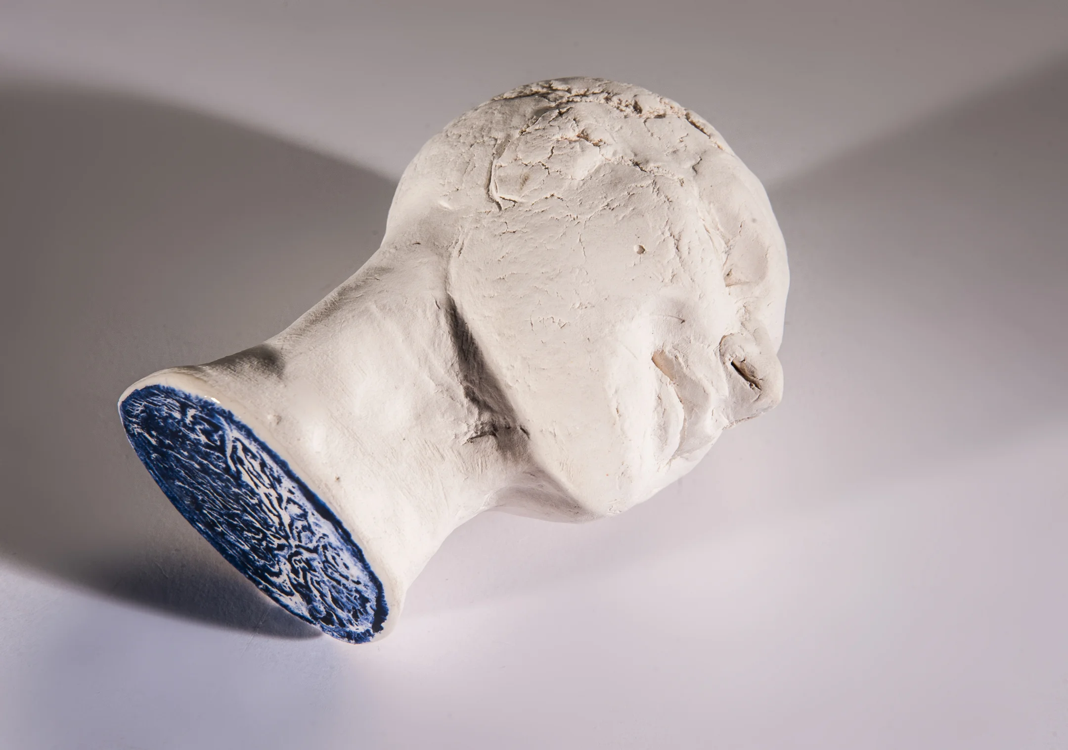 Chi-pot \ porcelain, glaze, stain \ Norwood Photography.