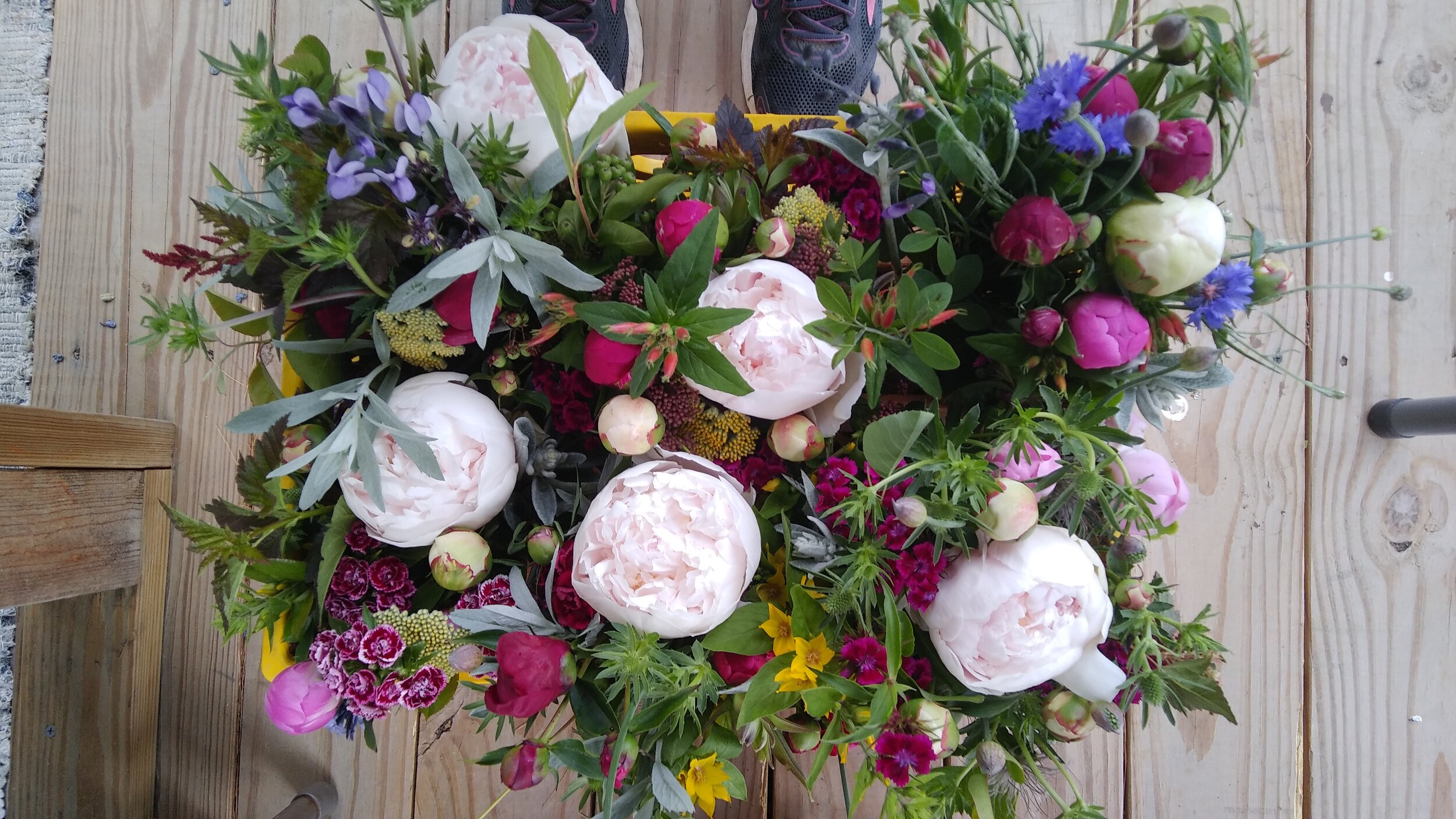 peony bouquet prep for night market.jpg