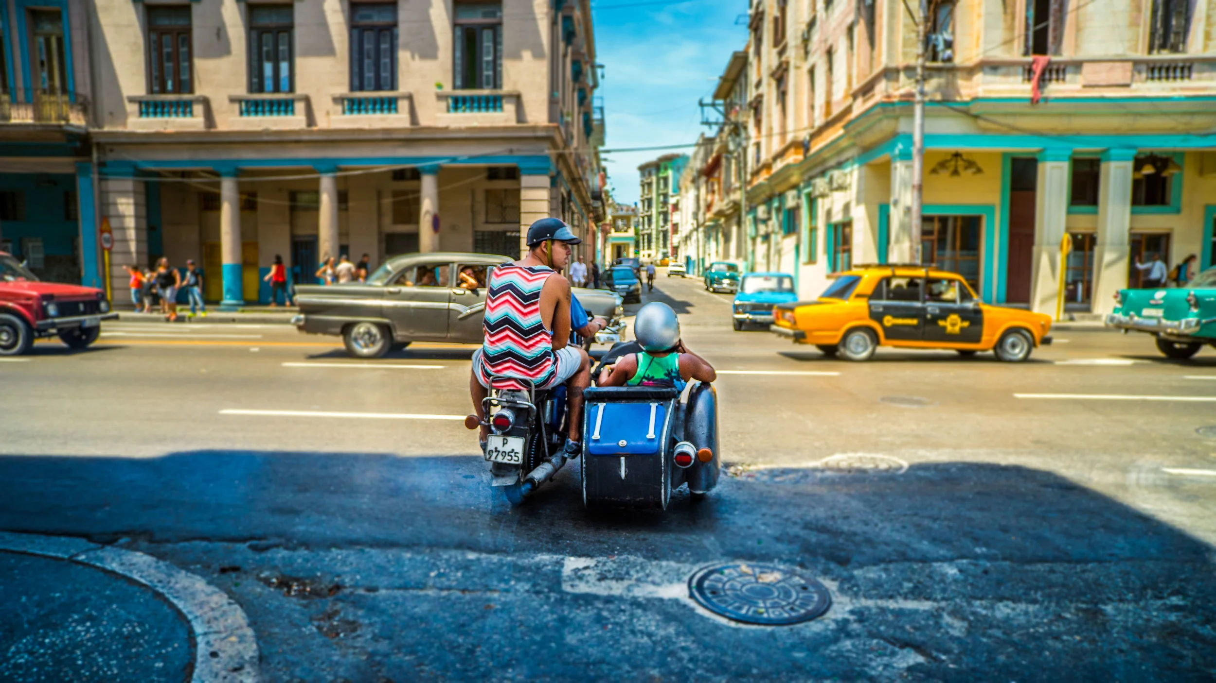 Cuba_TrafficJam.jpg