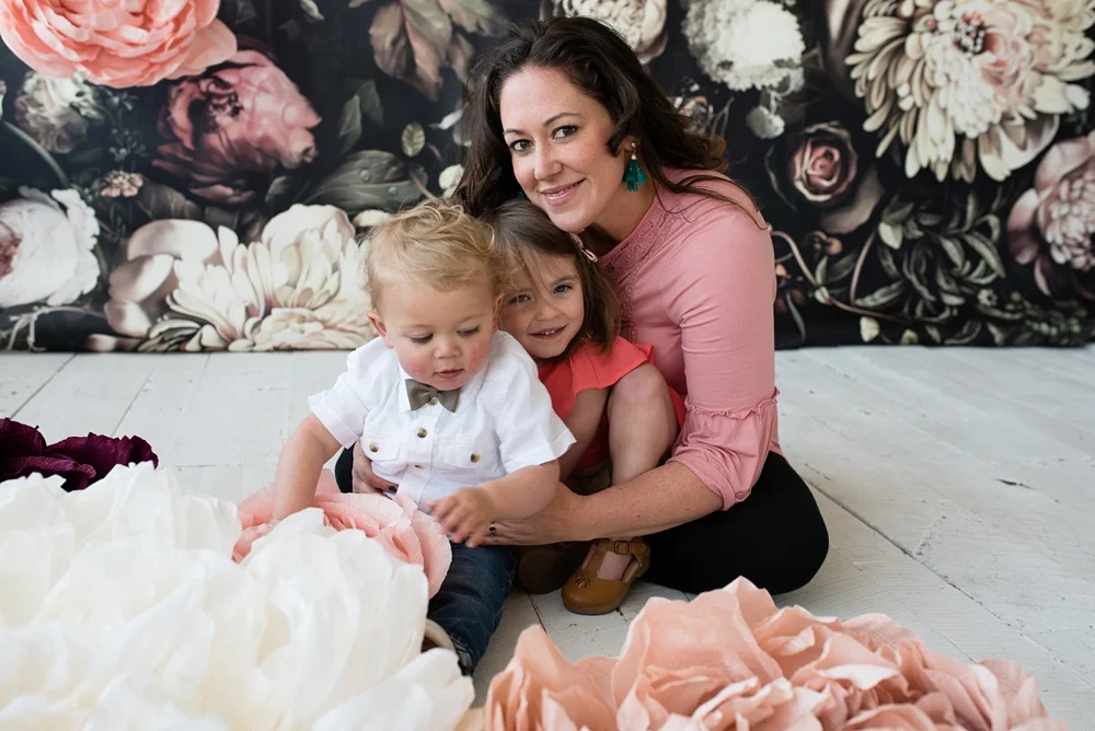 A mother and her children at the Mama and Me Session for Mother's Day in Denver, Colorado. Family portrait photography by Sonja Salzburg of Sonja K Photography.&nbsp;
