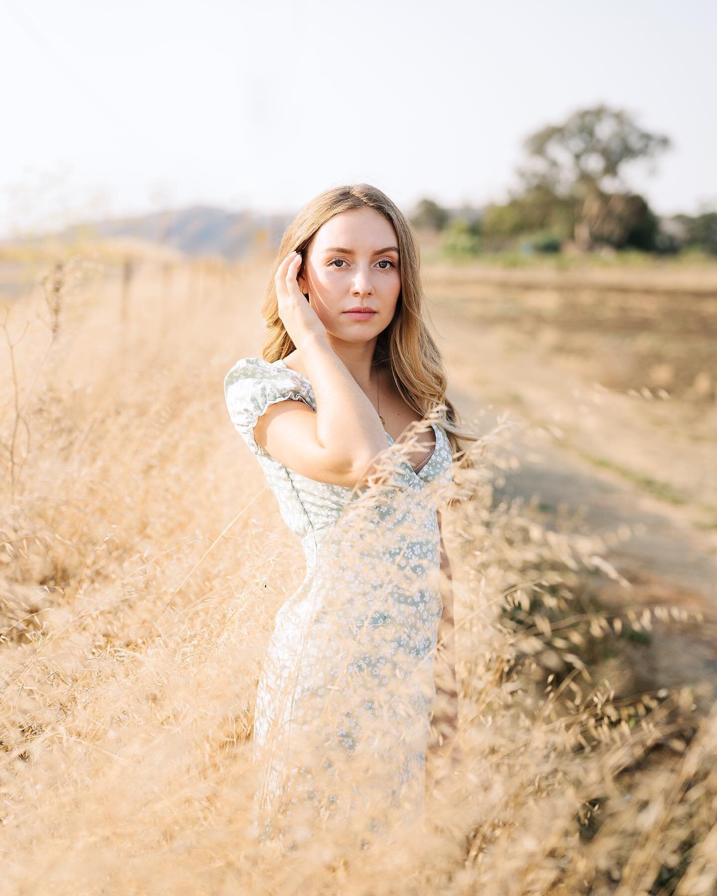 That serious face though 😍😍😍
.
This gorgeous girl killed it. Every look, every smile (yes, there were smiles), every outfit, every location. Dang! So good! HMUA: @alexmakeupart
.
.
.
.
.
.
.
.
.
.

#sanluisobispo #arroyogrande #pismobeach #beachpo