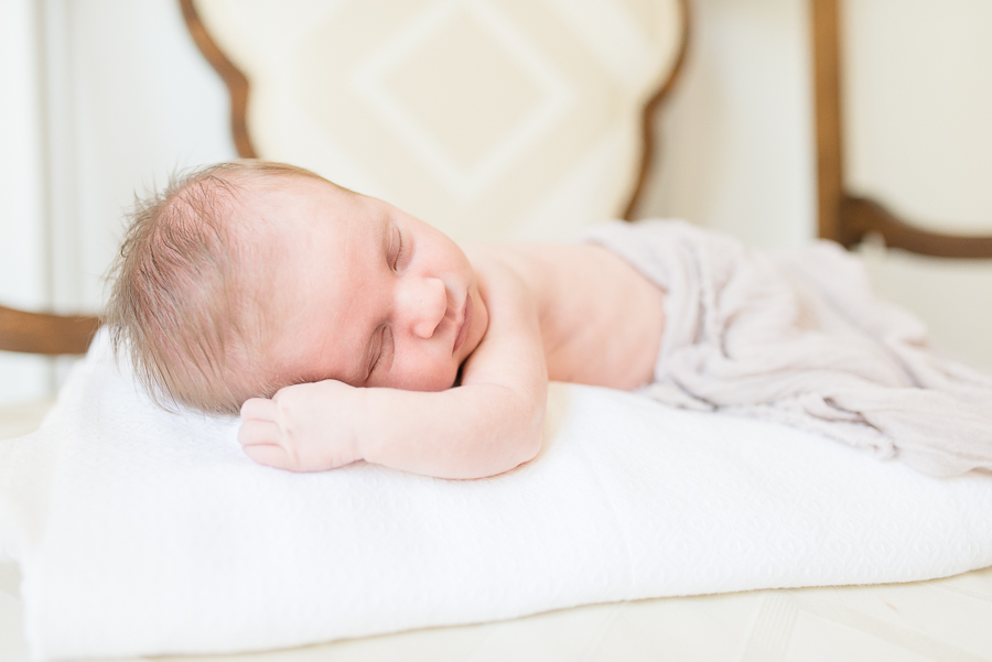 Lifestyle Newborn Session by Kristin Cornely Photography-12.jpg