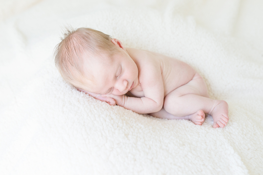 Lifestyle Newborn Session by Kristin Cornely Photography-17.jpg