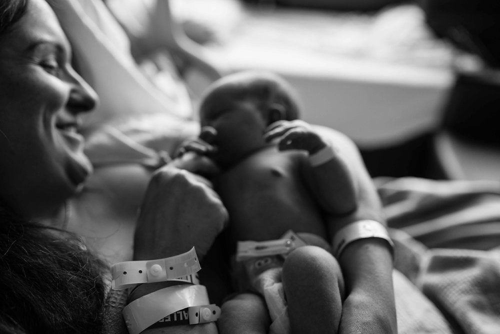 baby everett fresh 48 ashburn hospital newborn photography session-15.jpg