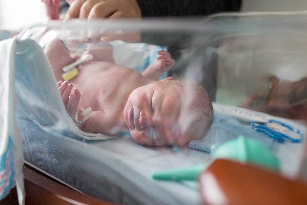 baby everett fresh 48 ashburn hospital newborn photography session-35.jpg
