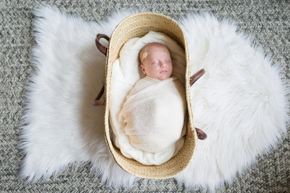 NOVA-newborn-photographer-baby-cora-23.jpg