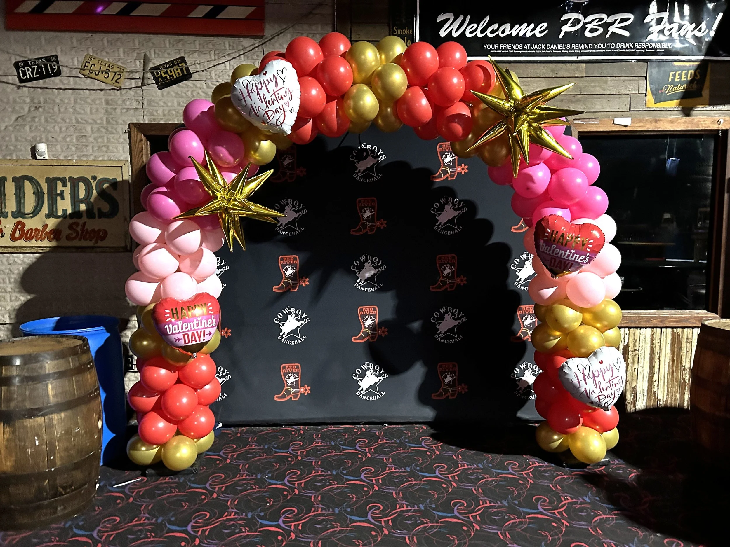 Valentines Theme Starburst Arch