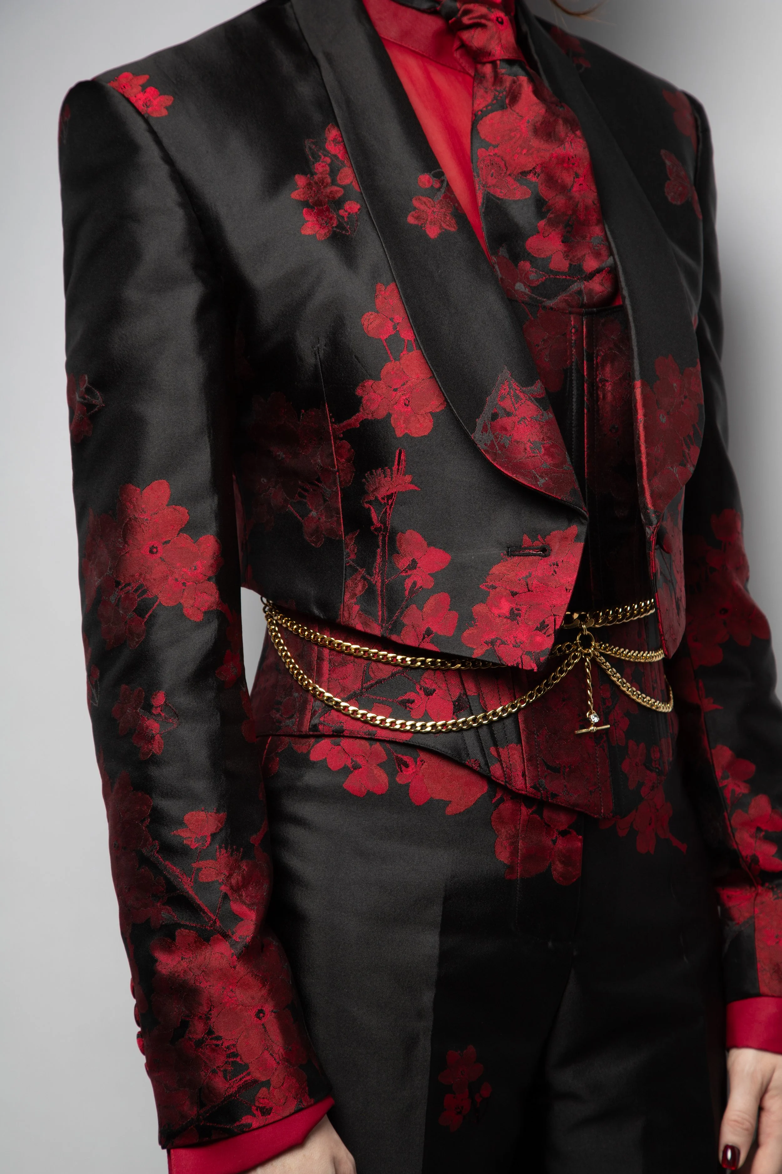 FALLING BLOSSOM SUIT 4.jpg