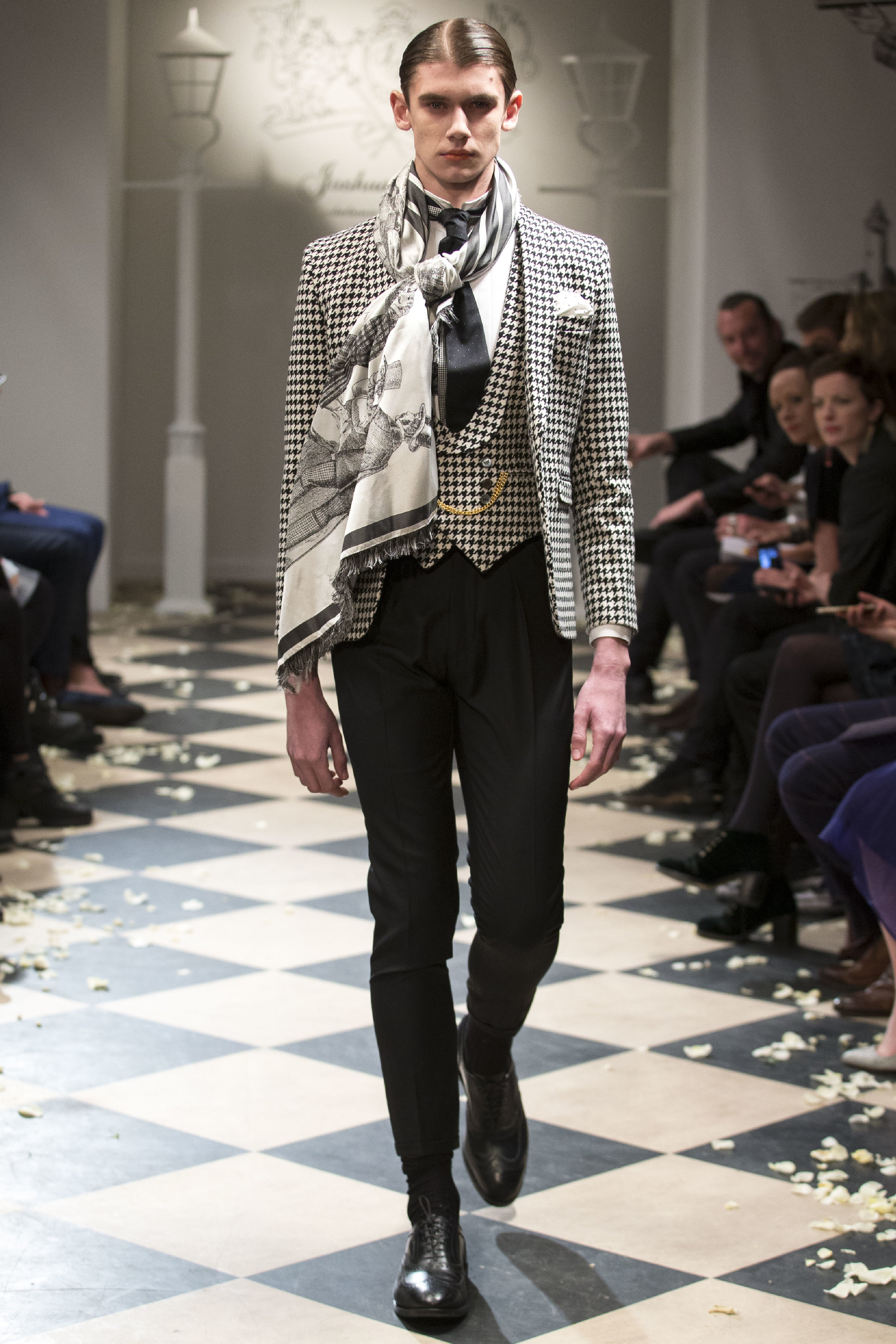 Joshua_Kane_AW15_004.jpg