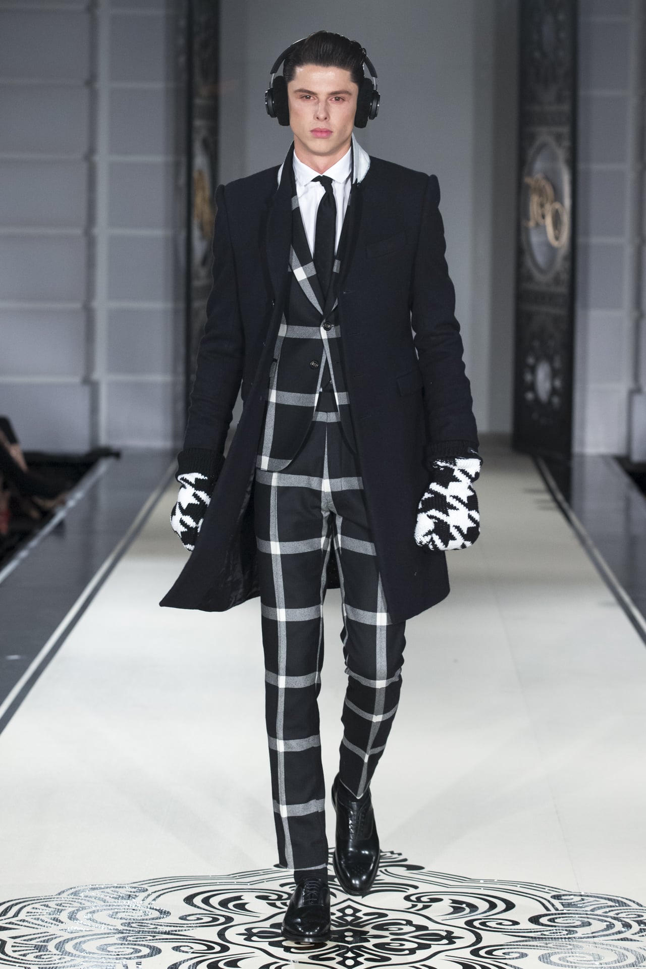 Joshua_Kane_AW16_016.JPG