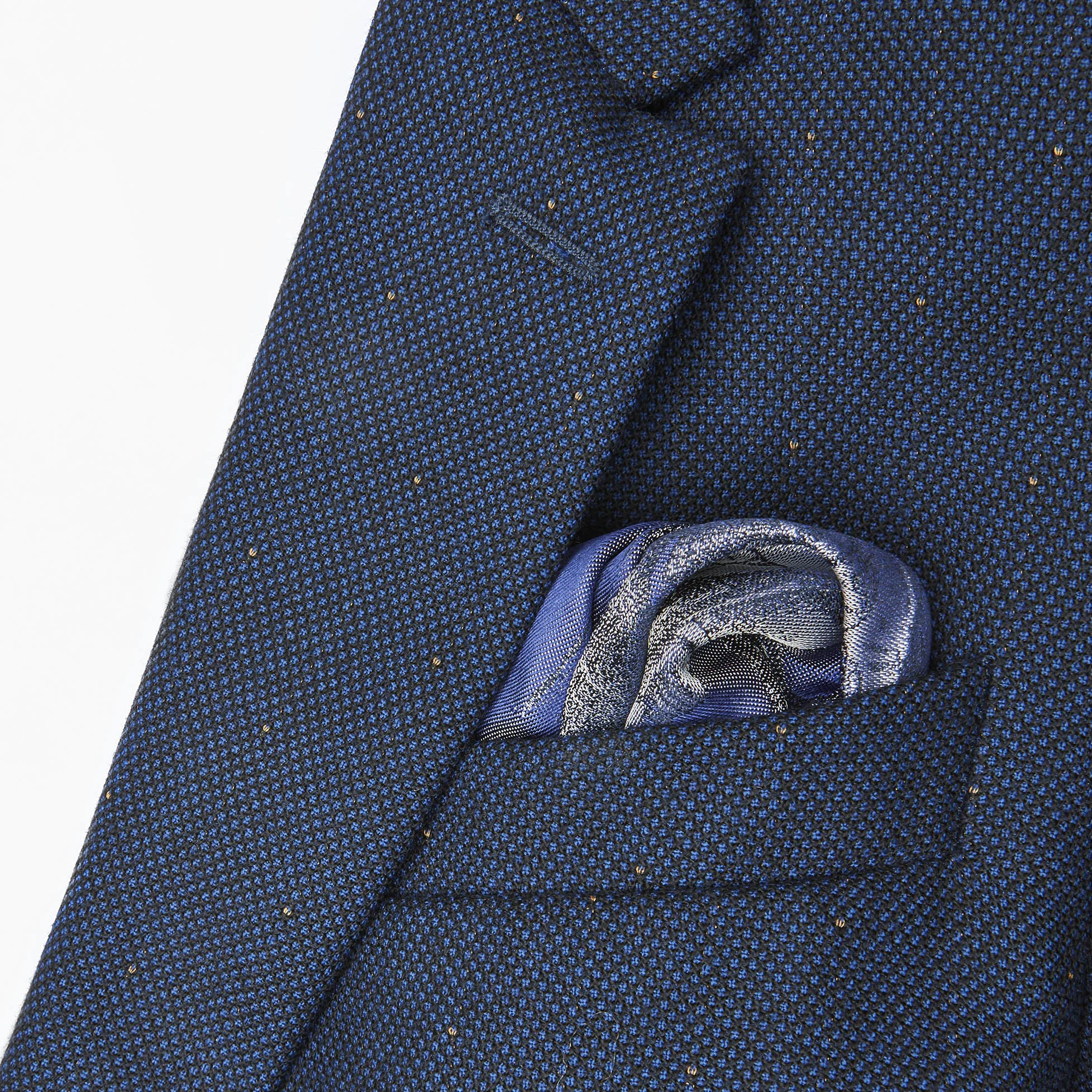 BLUE HANKIE 0 .jpg