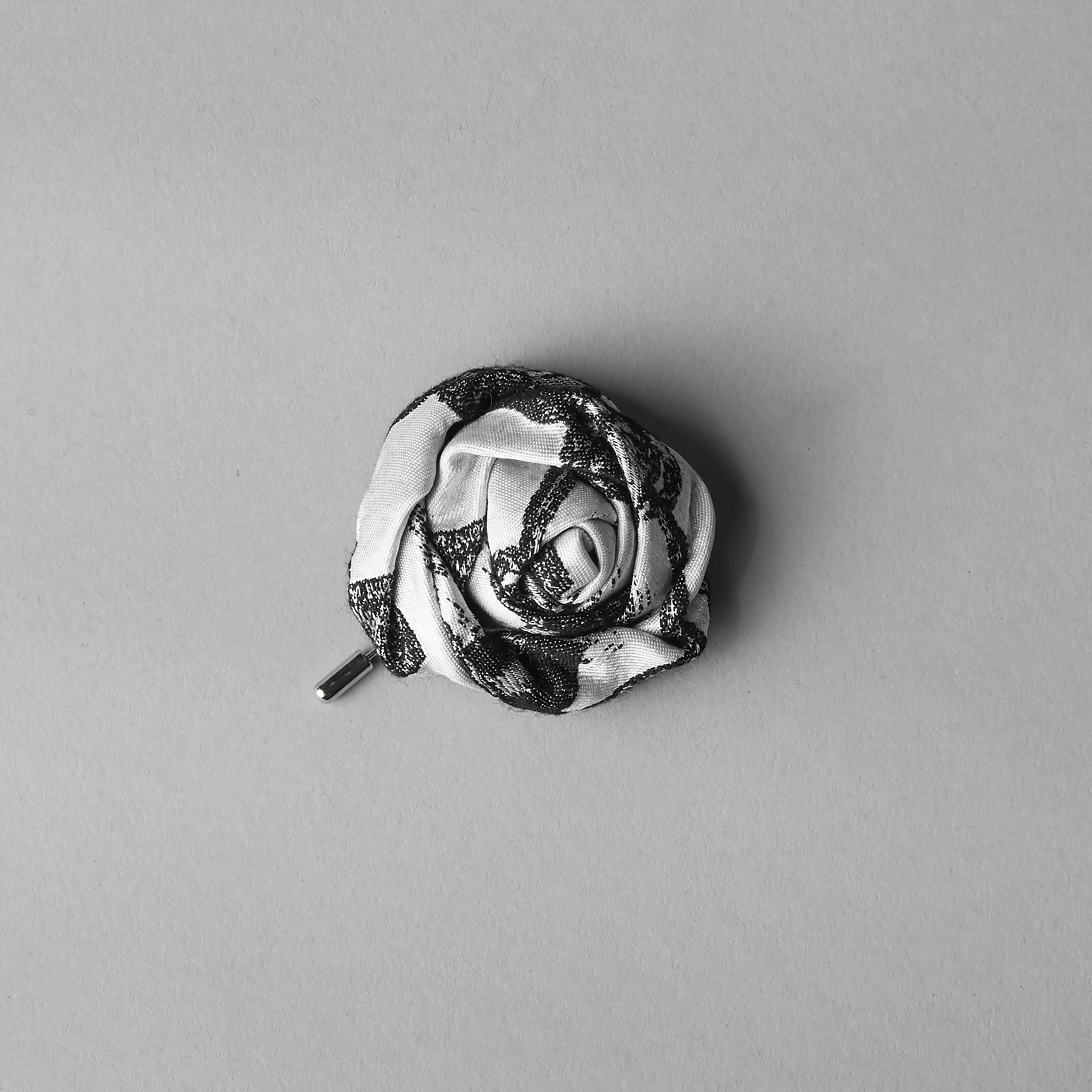 THREE TAILOR PIN .jpg