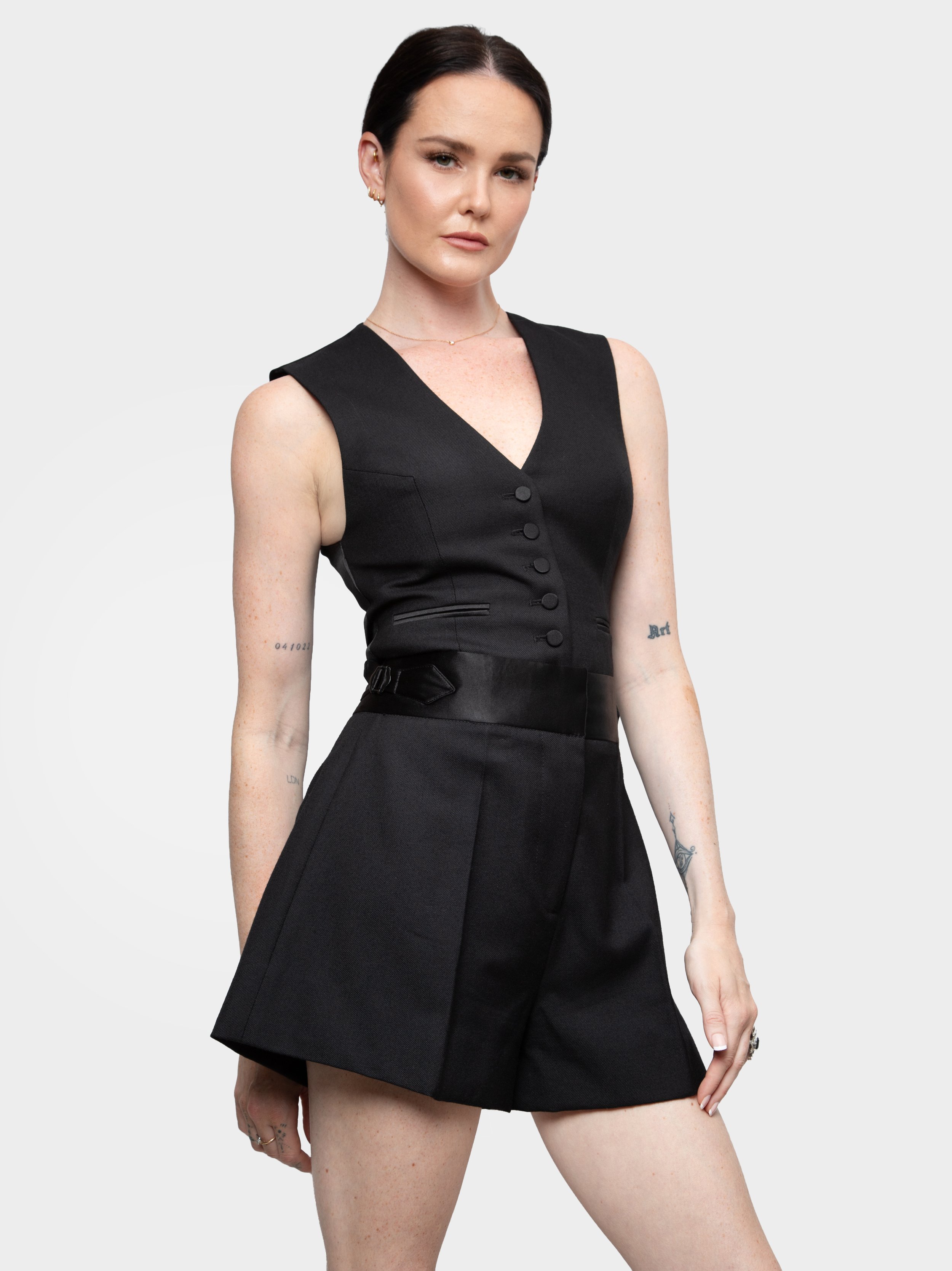 BLACK SHORTS 3.jpg