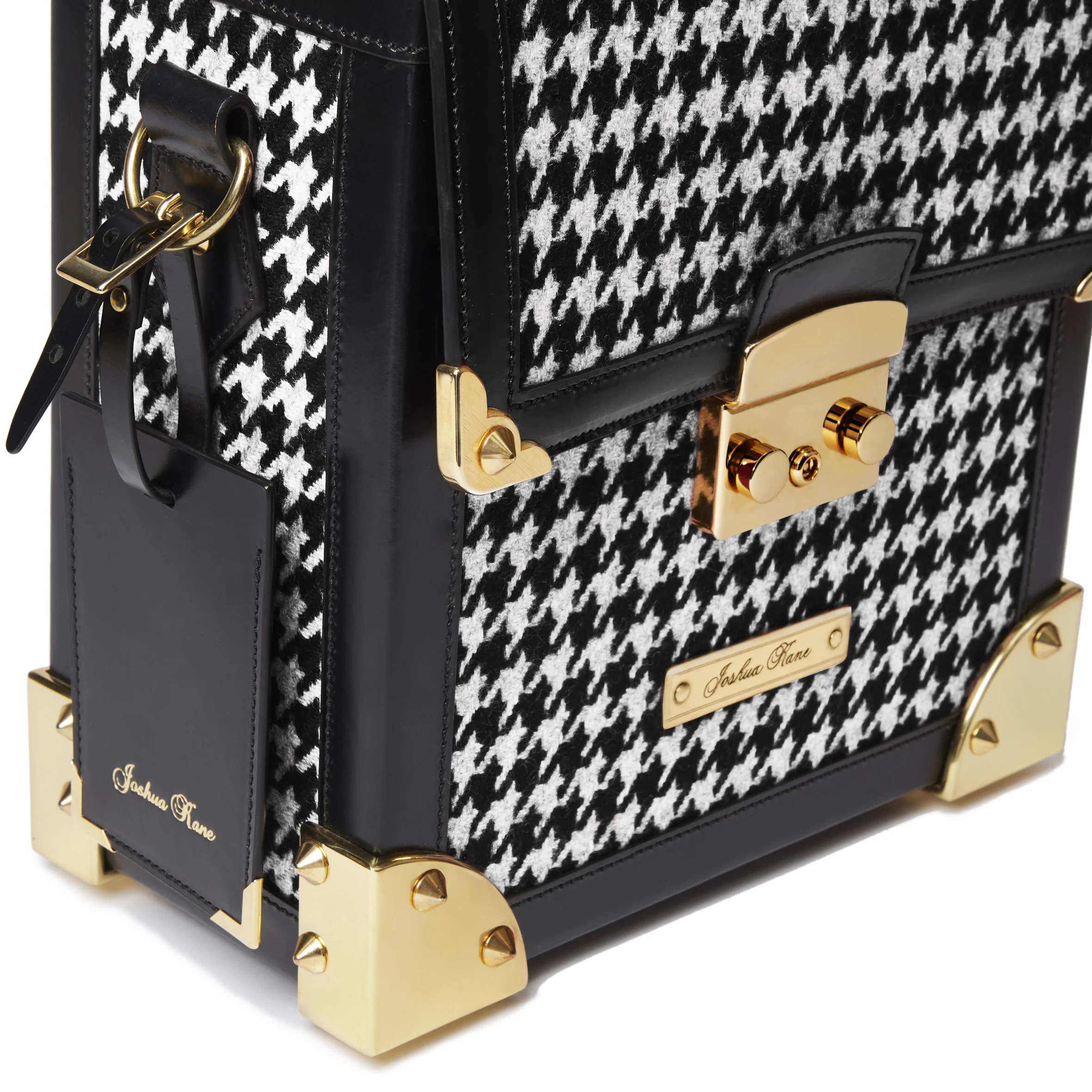 the waterstock_black and white houndstooth_d2.jpg