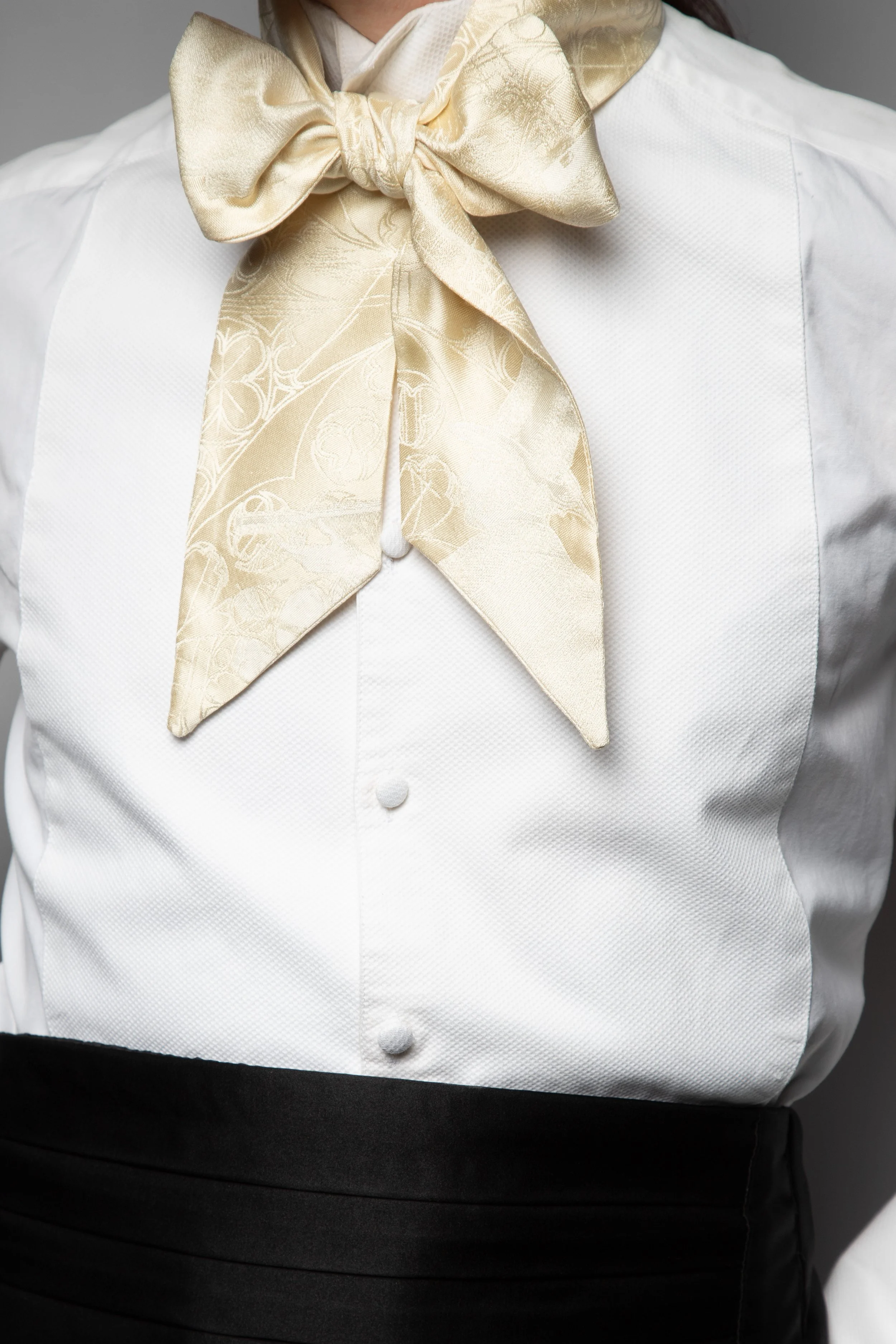 IVORY TAILORS SCARF 2.jpg