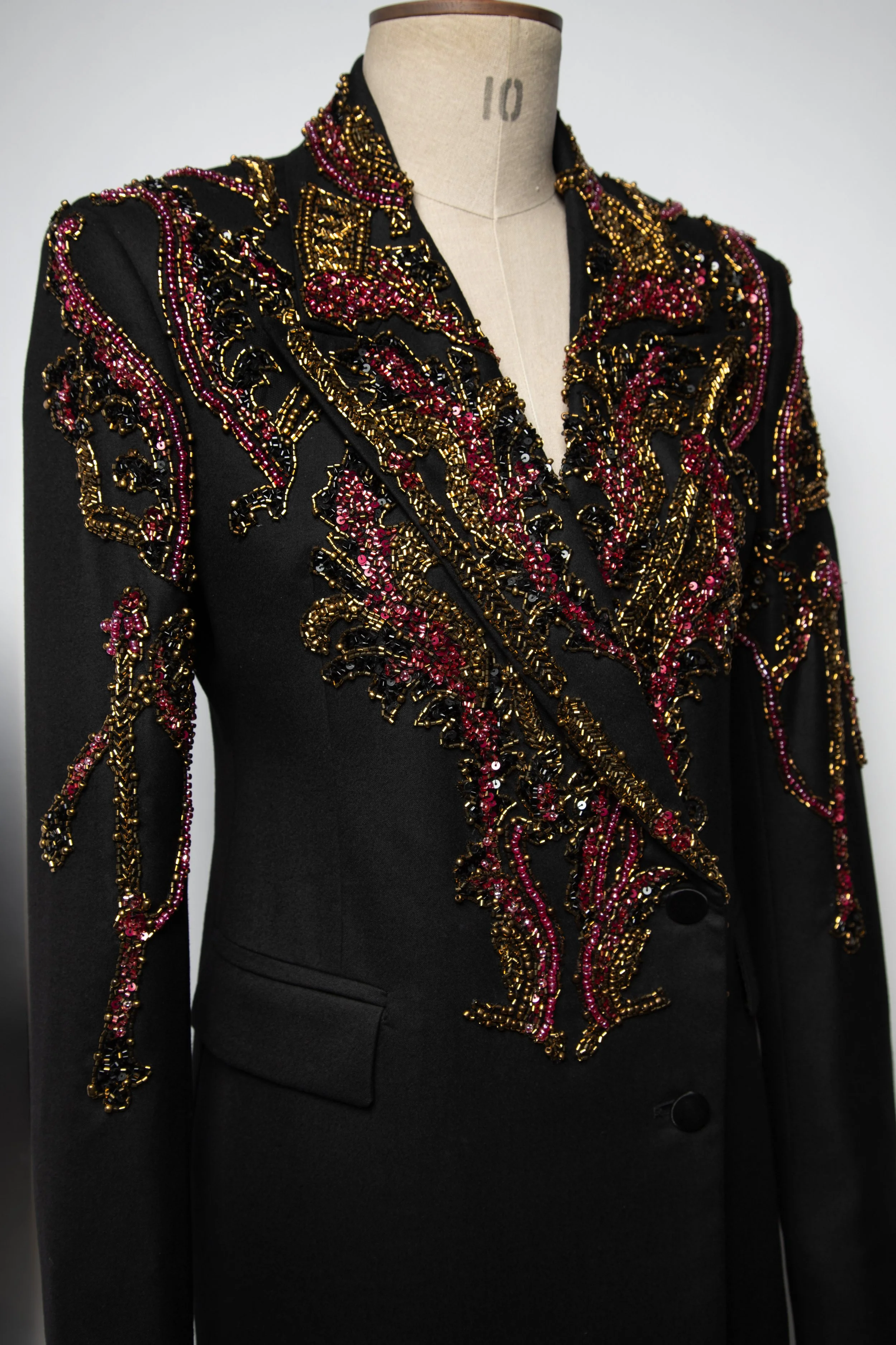 BLACK VOLVANIC JACKET1.jpg