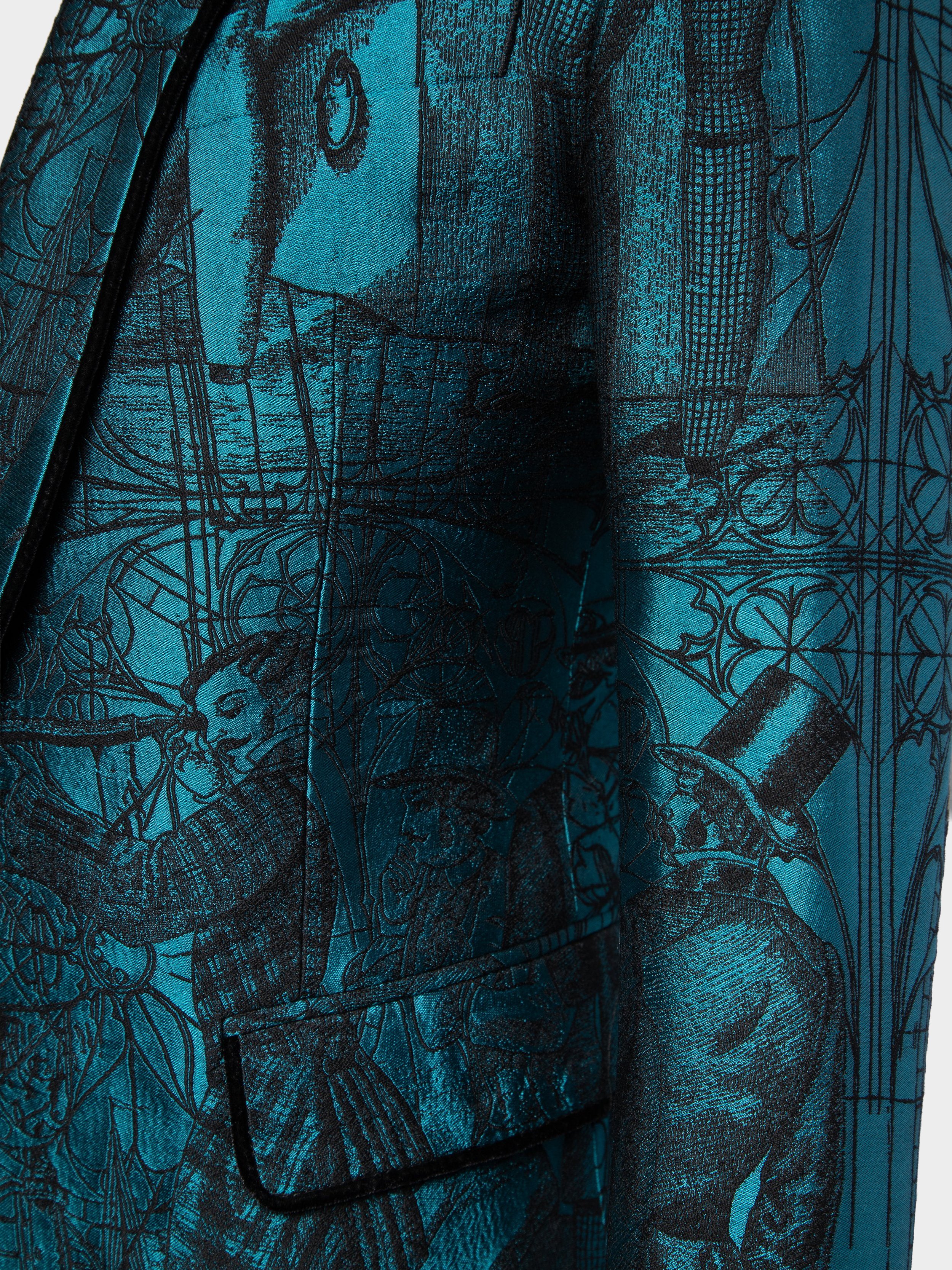 Emerald 3-Tailors Suitjacketclose.jpg