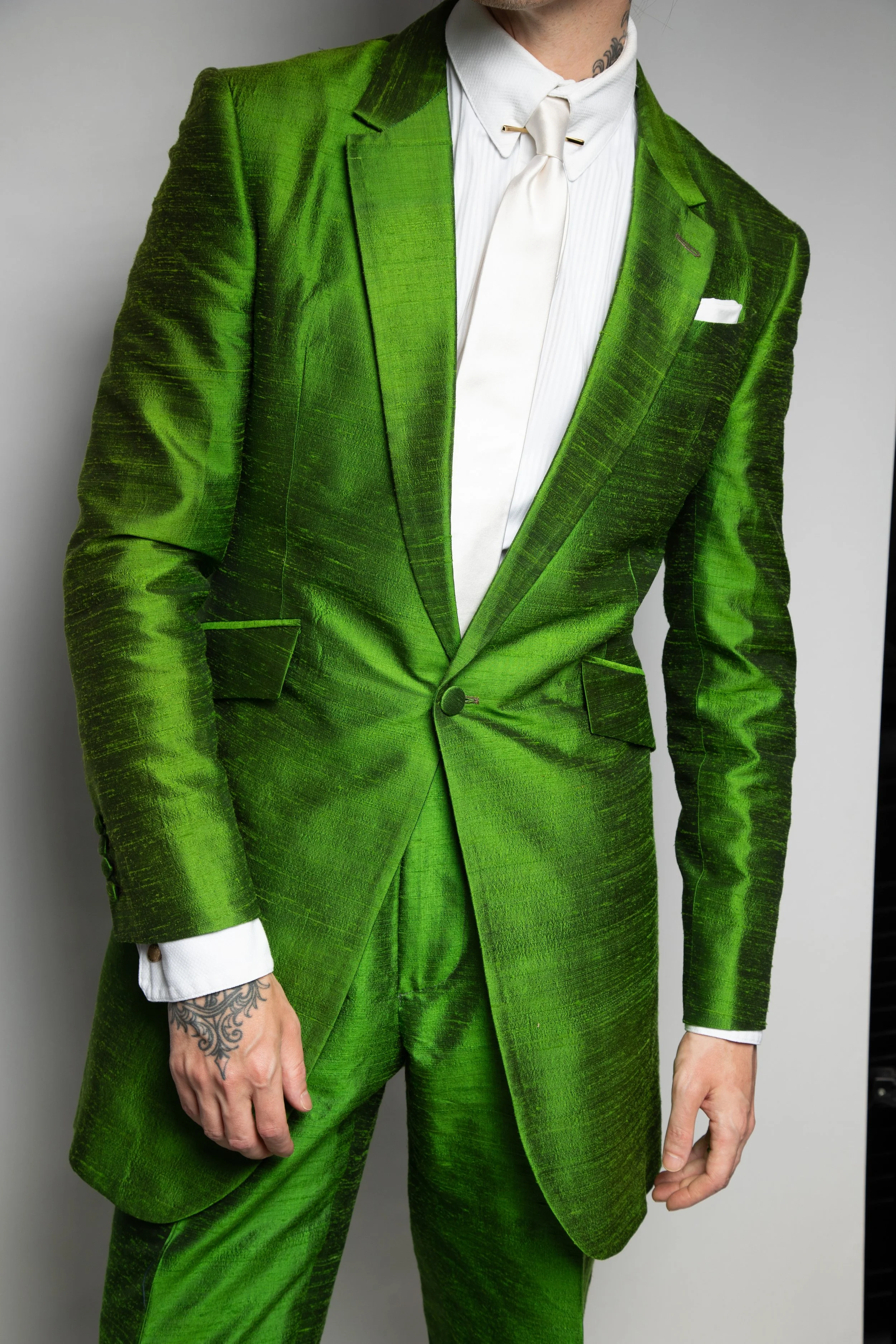 TROPICAL GREEN 5.jpg