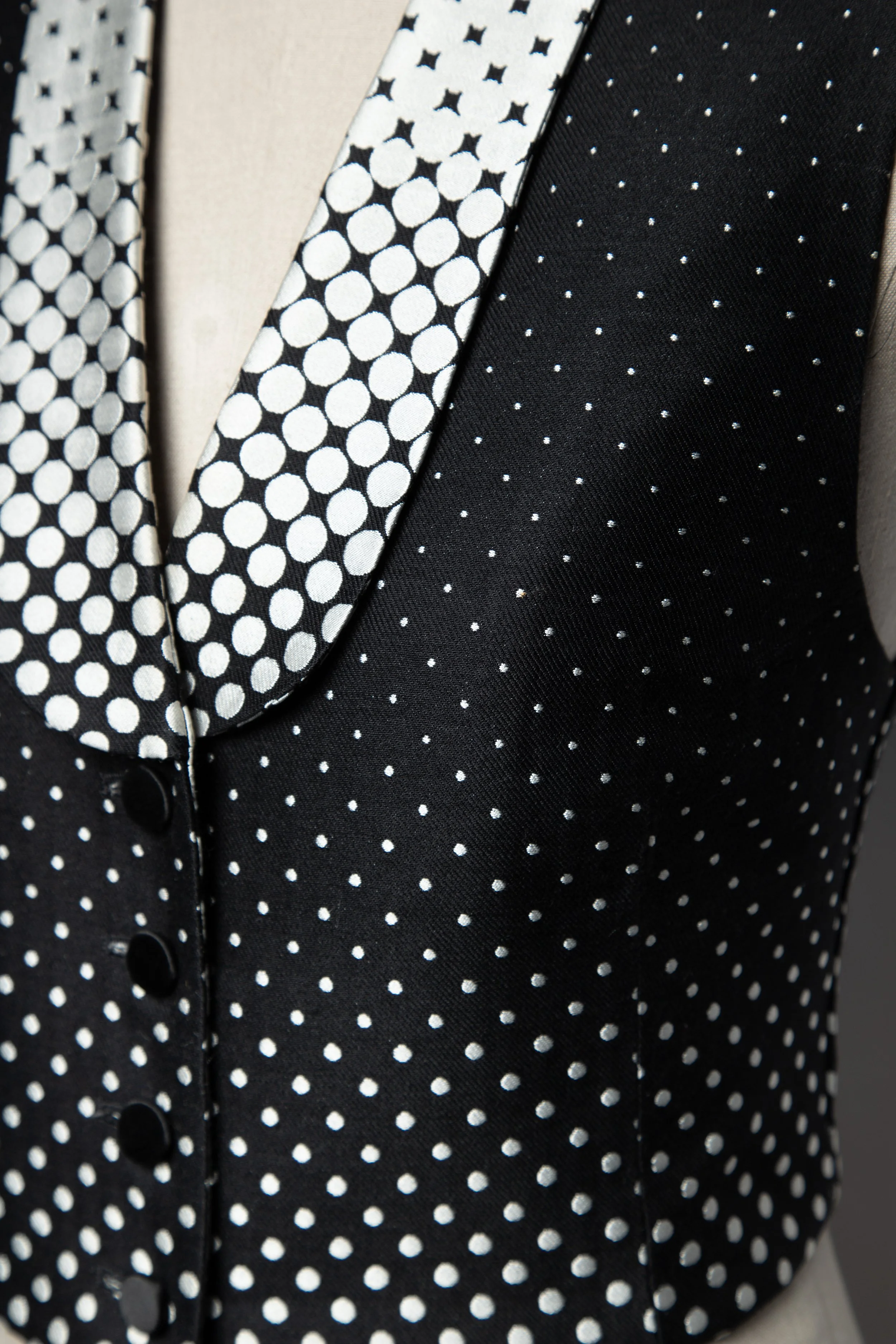 WONDERDOT waistcoat 2.jpg